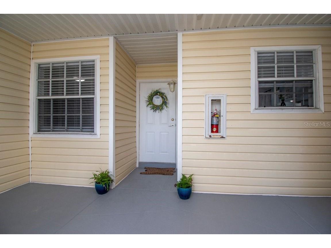 6817 Stones Throw Circle N #17203 Saint Petersburg FL 33710 TB8390403 image2