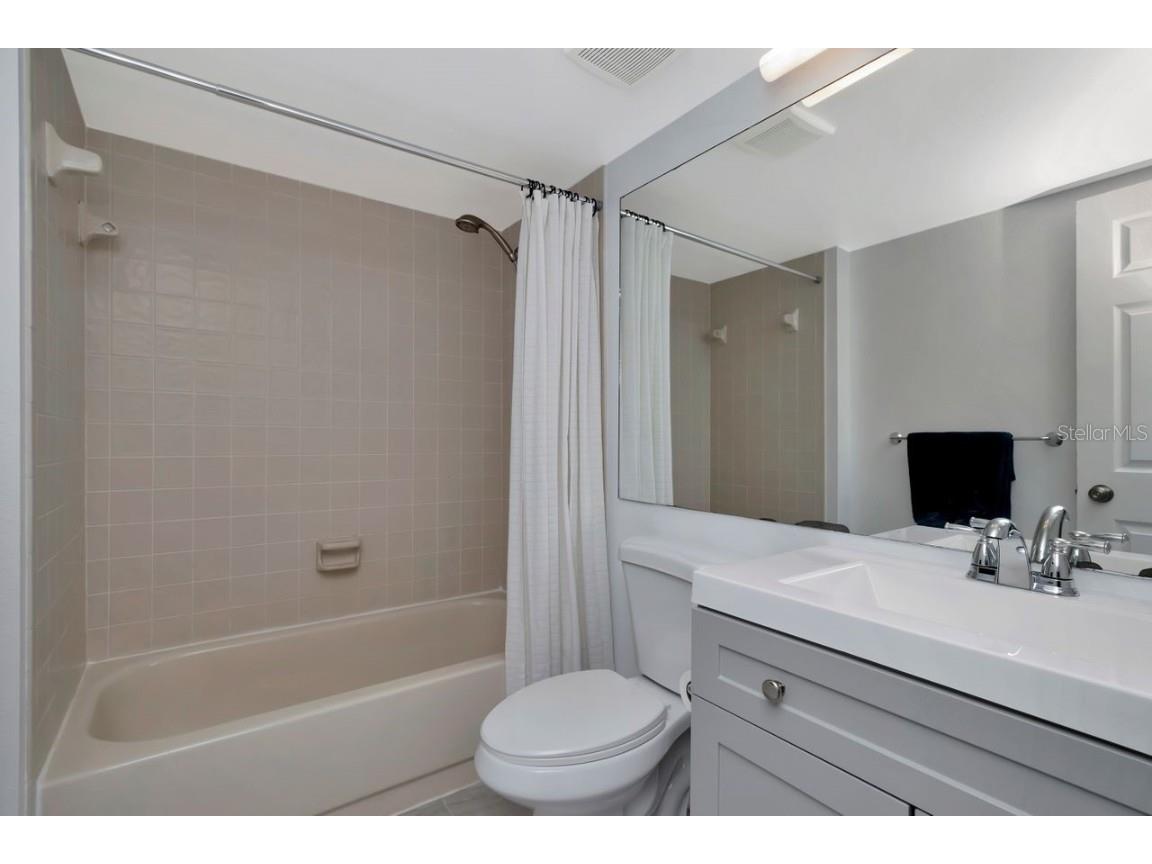 6817 Stones Throw Circle N #17203 Saint Petersburg FL 33710 TB8390403 image36