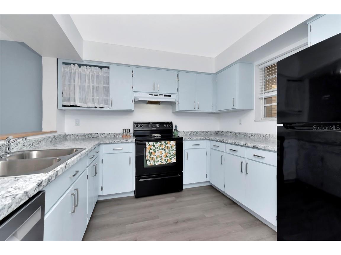 6817 Stones Throw Circle N #17203 Saint Petersburg FL 33710 TB8390403 image4