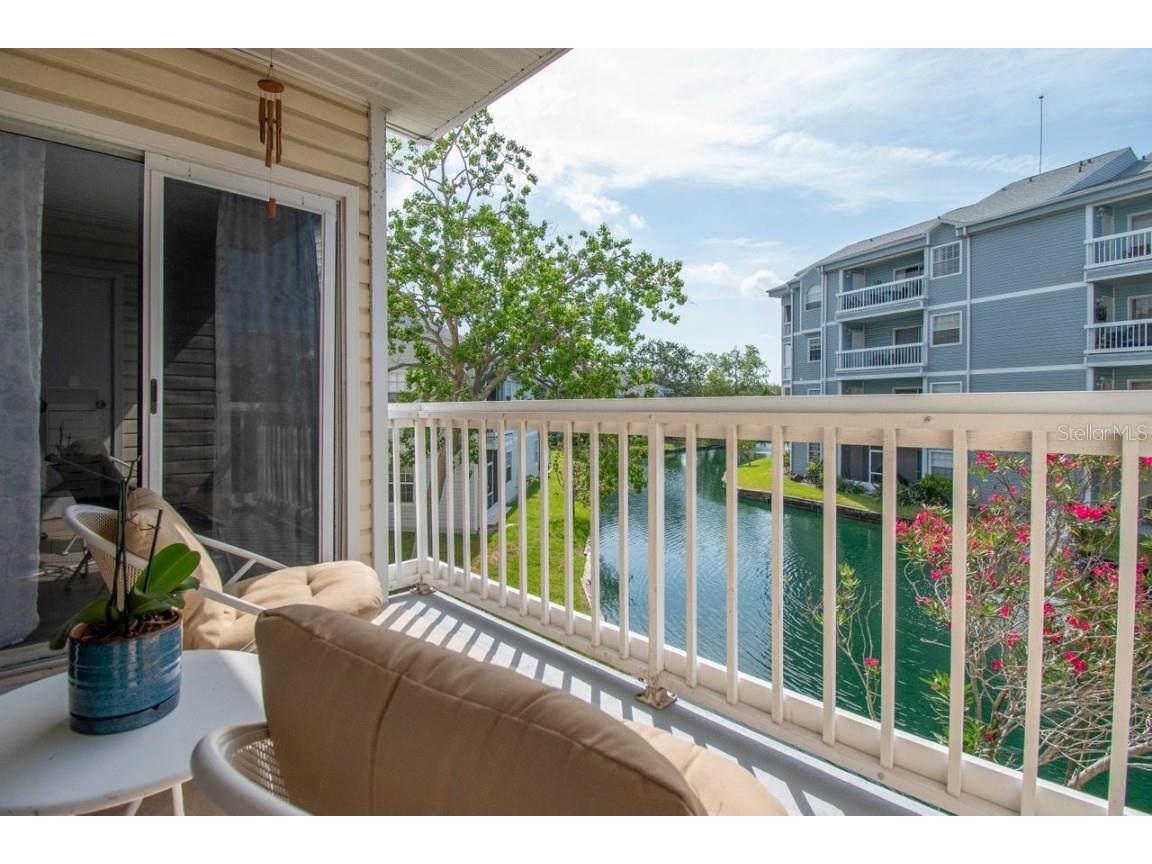 6817 Stones Throw Circle N #17203 Saint Petersburg FL 33710 TB8390403 image40