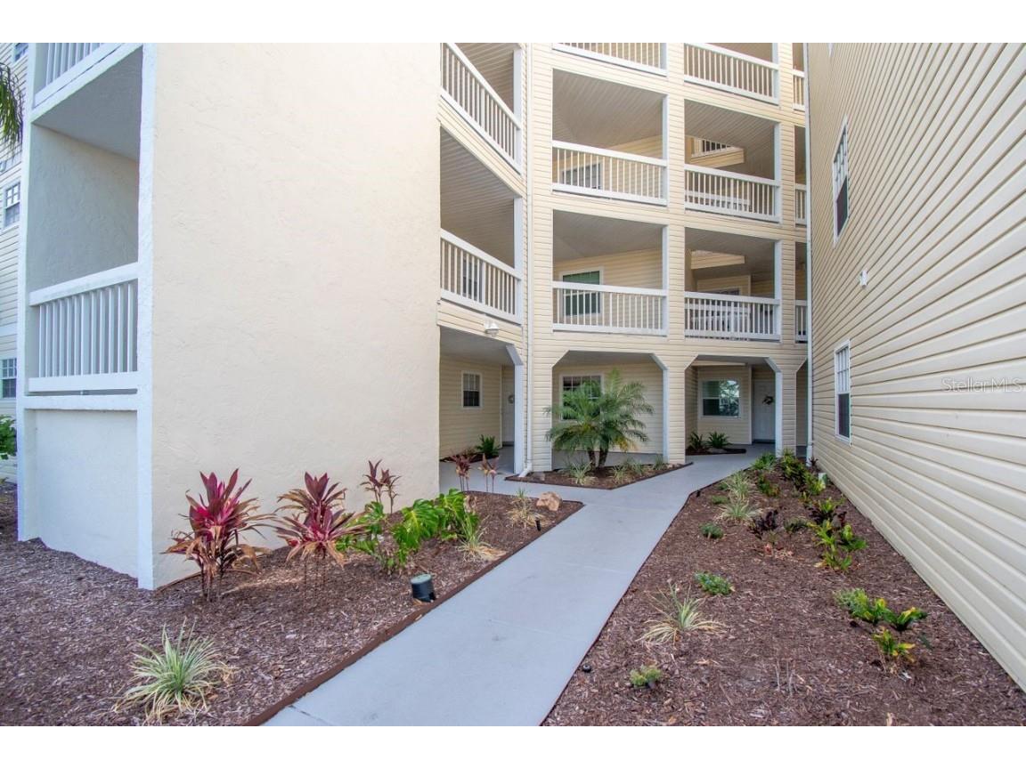 6817 Stones Throw Circle N #17203 Saint Petersburg FL 33710 TB8390403 image45