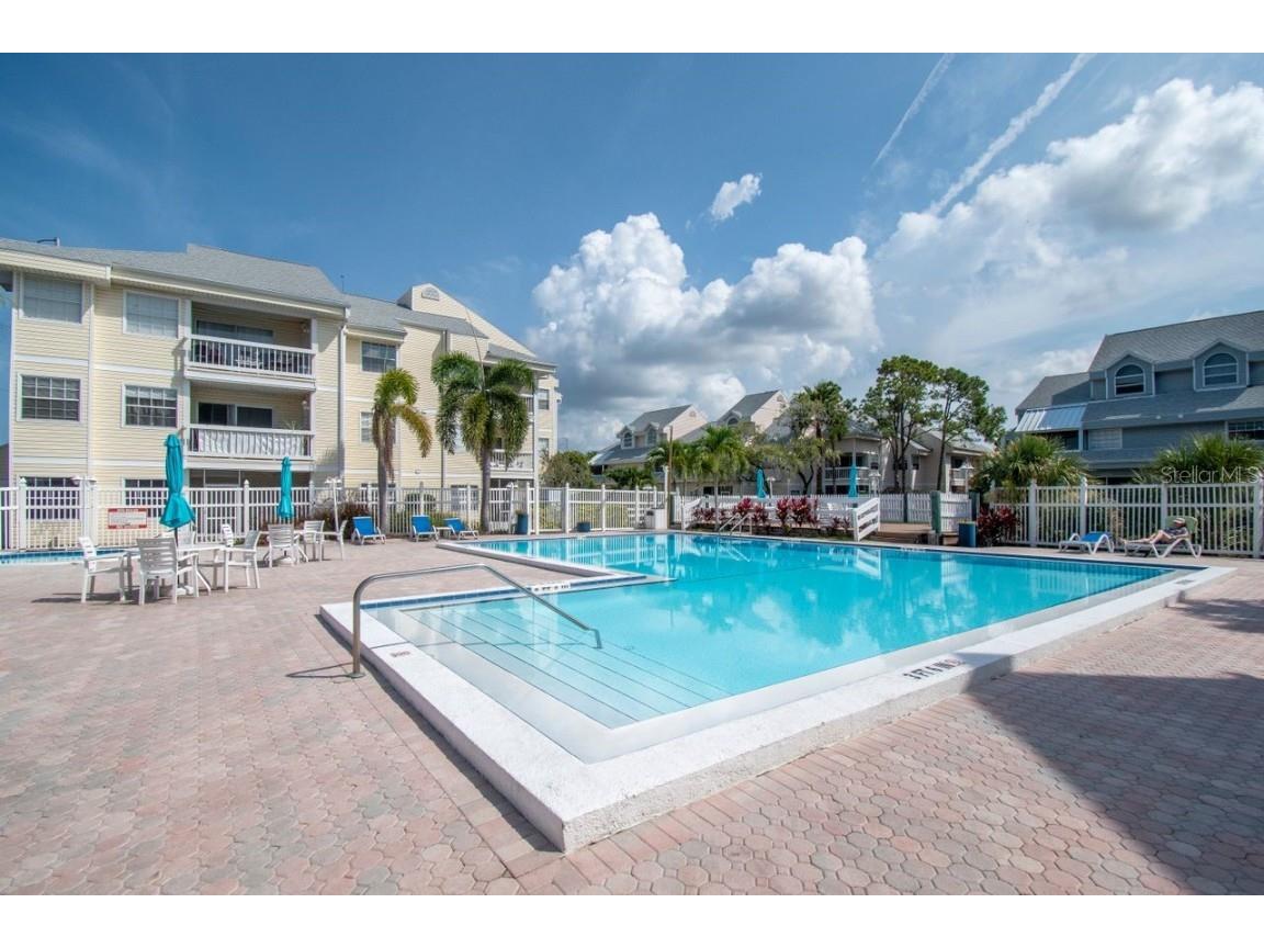 6817 Stones Throw Circle N #17203 Saint Petersburg FL 33710 TB8390403 image48
