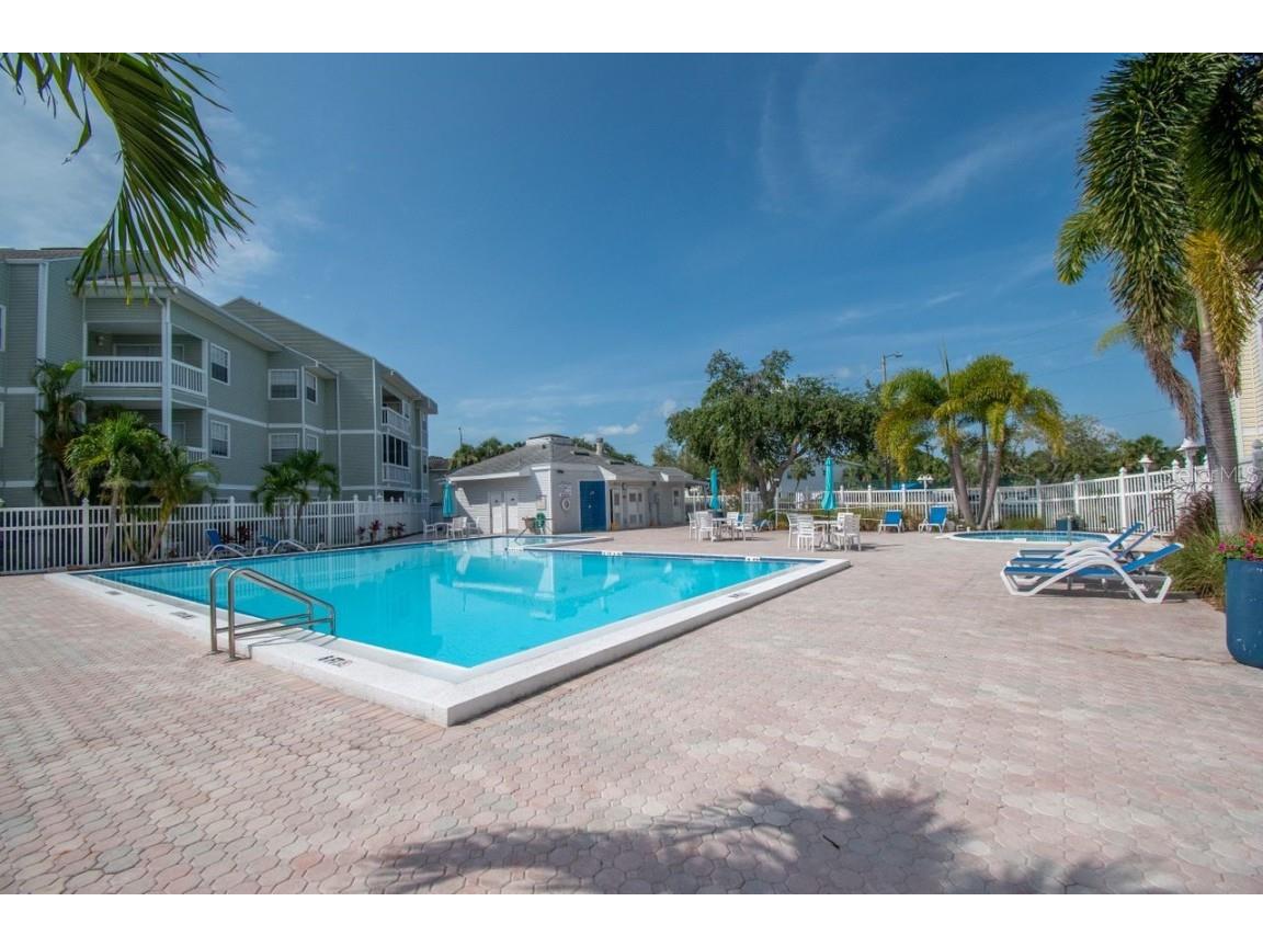6817 Stones Throw Circle N #17203 Saint Petersburg FL 33710 TB8390403 image51