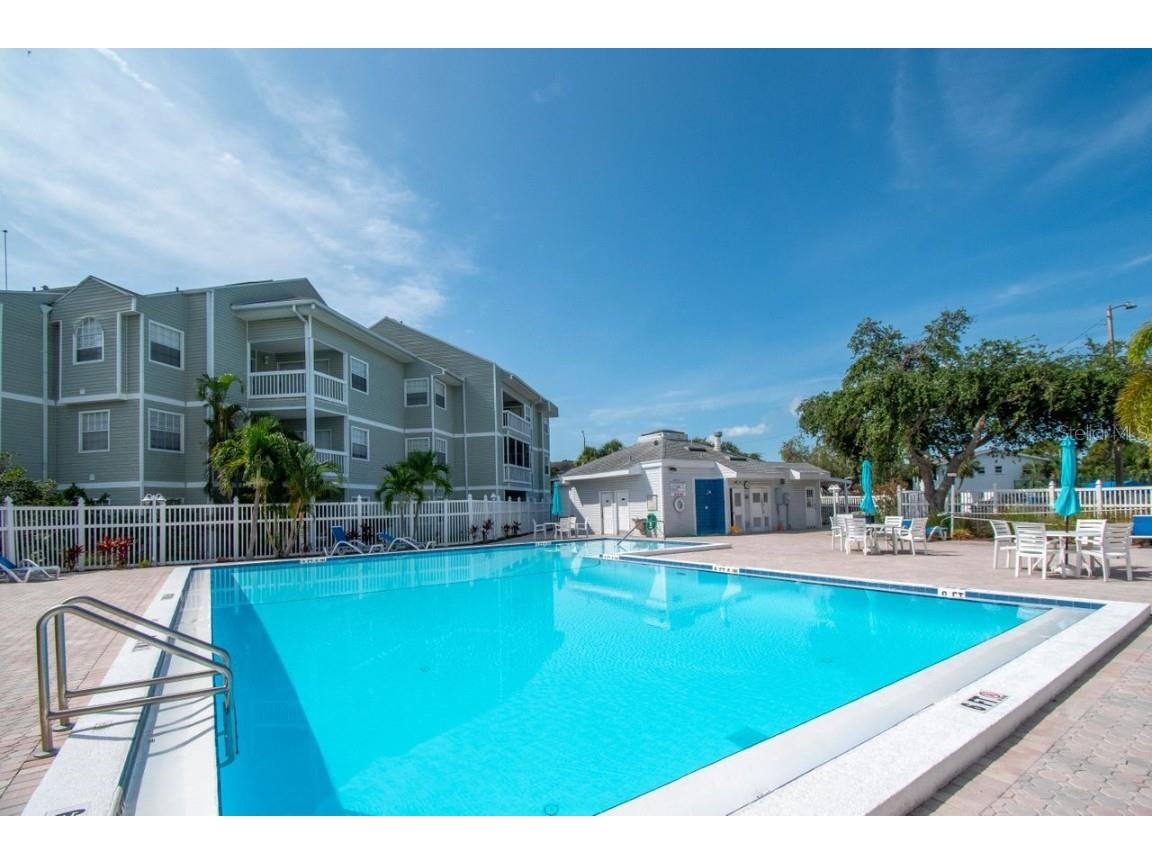 6817 Stones Throw Circle N #17203 Saint Petersburg FL 33710 TB8390403 image52