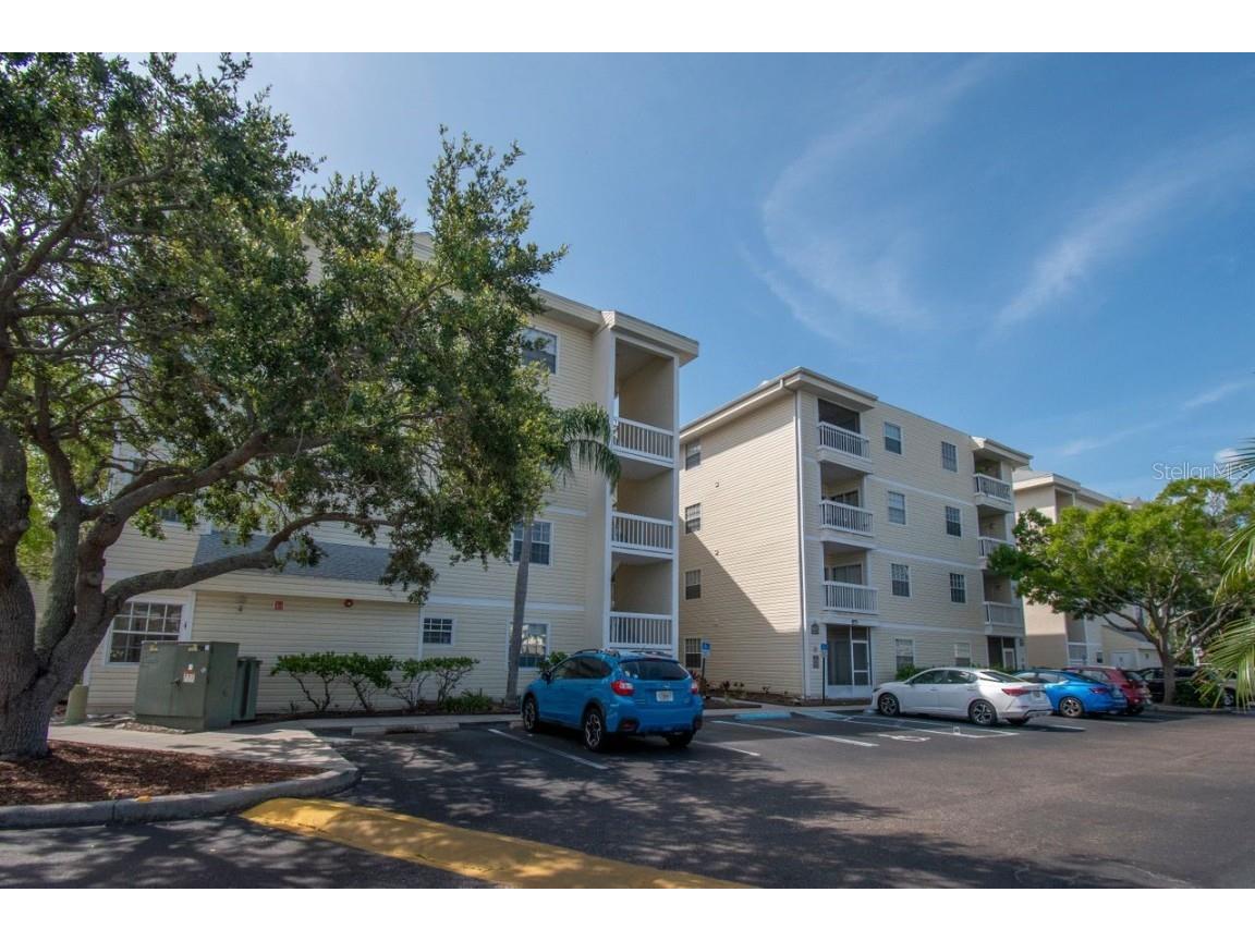 6817 Stones Throw Circle N #17203 Saint Petersburg FL 33710 TB8390403 image57
