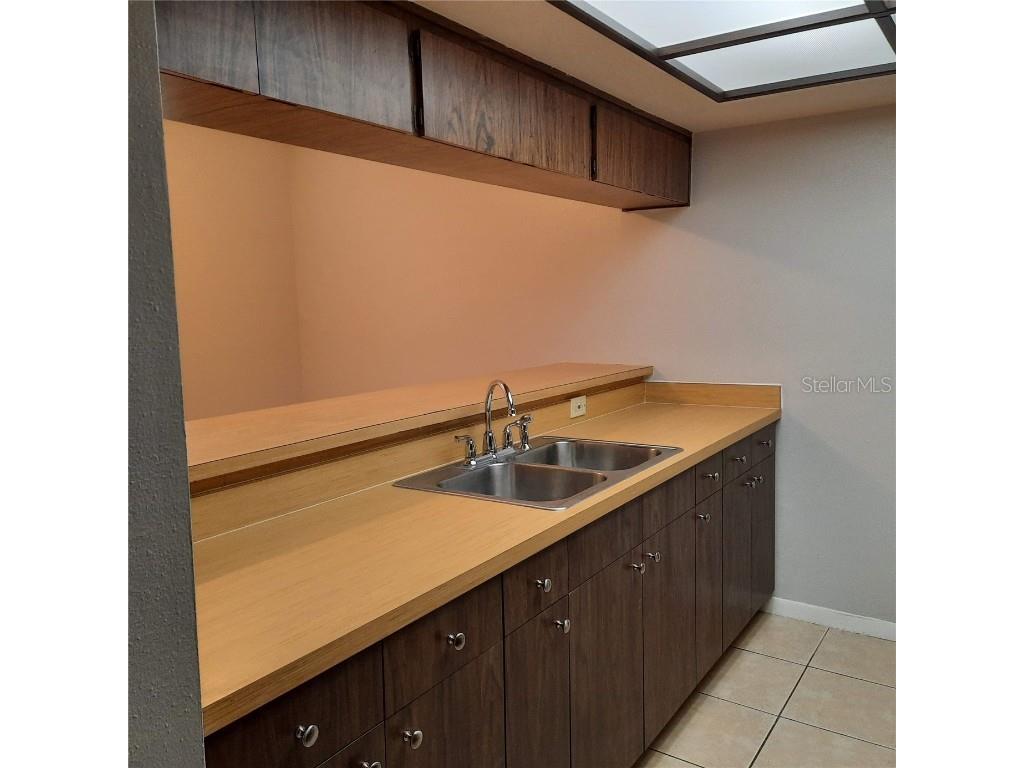 682 37th Street N Saint Petersburg FL 33713 TB8450698 image6