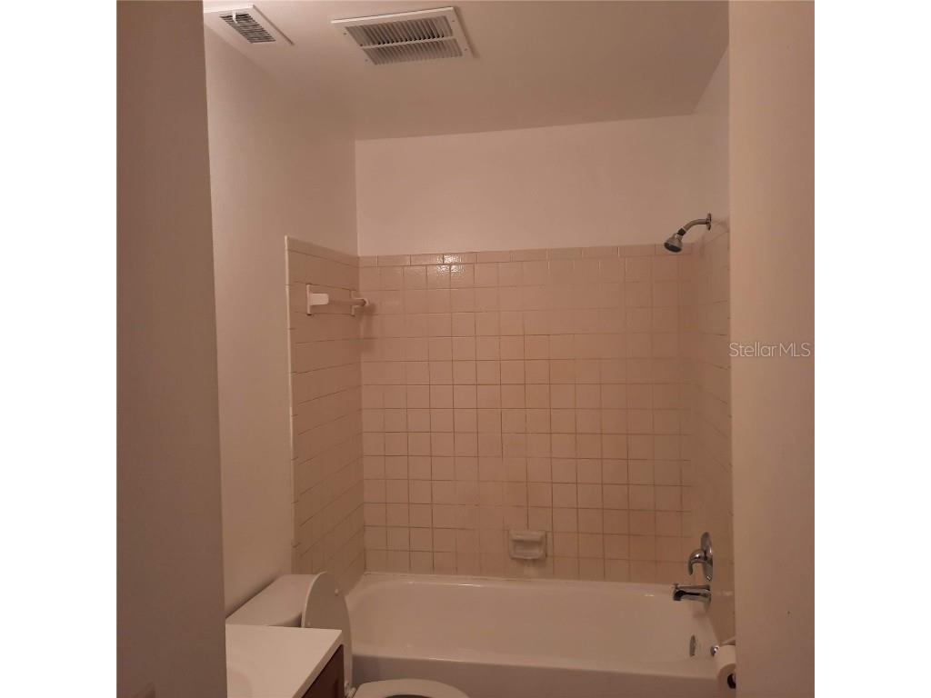 682 37th Street N Saint Petersburg FL 33713 TB8450698 image7