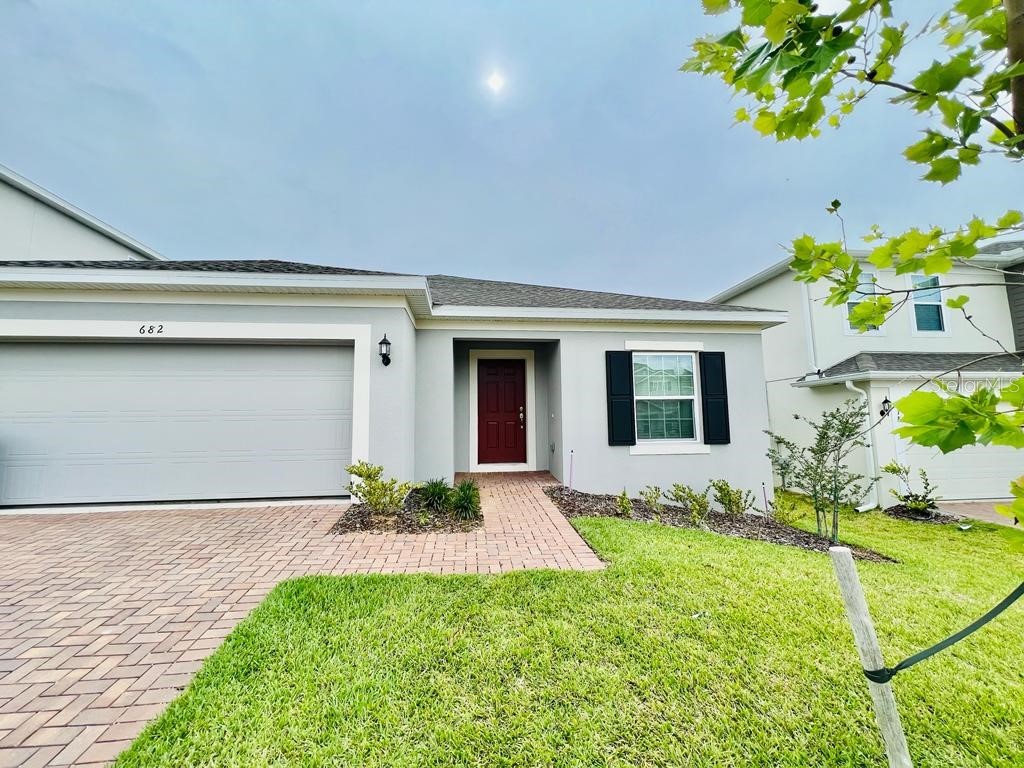 682 Blackstone Street Minneola FL 34715 S5085156 image1