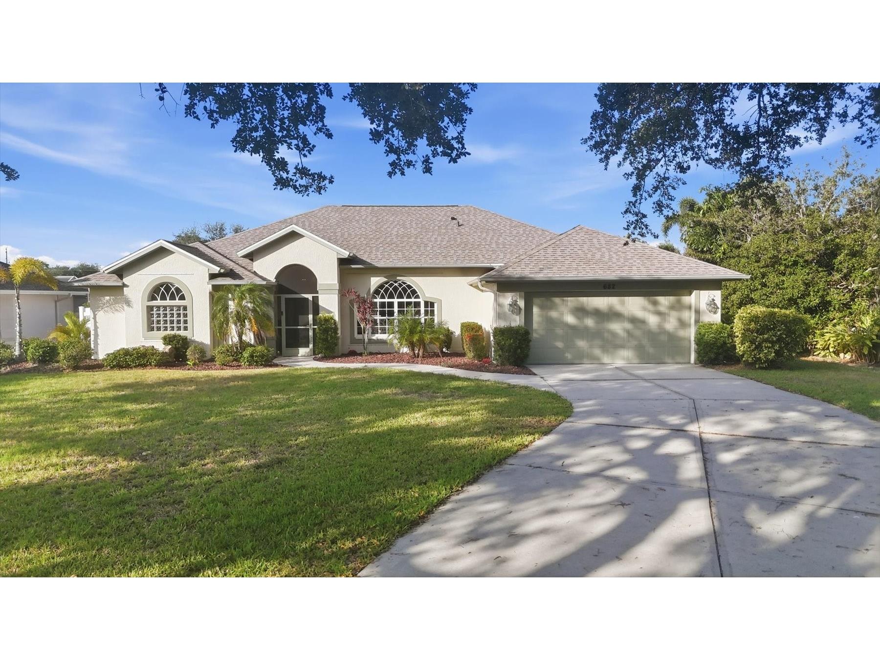 682 Boundary Boulevard Rotonda West FL 33947 - ROTONDA RIVER D6147327 image1