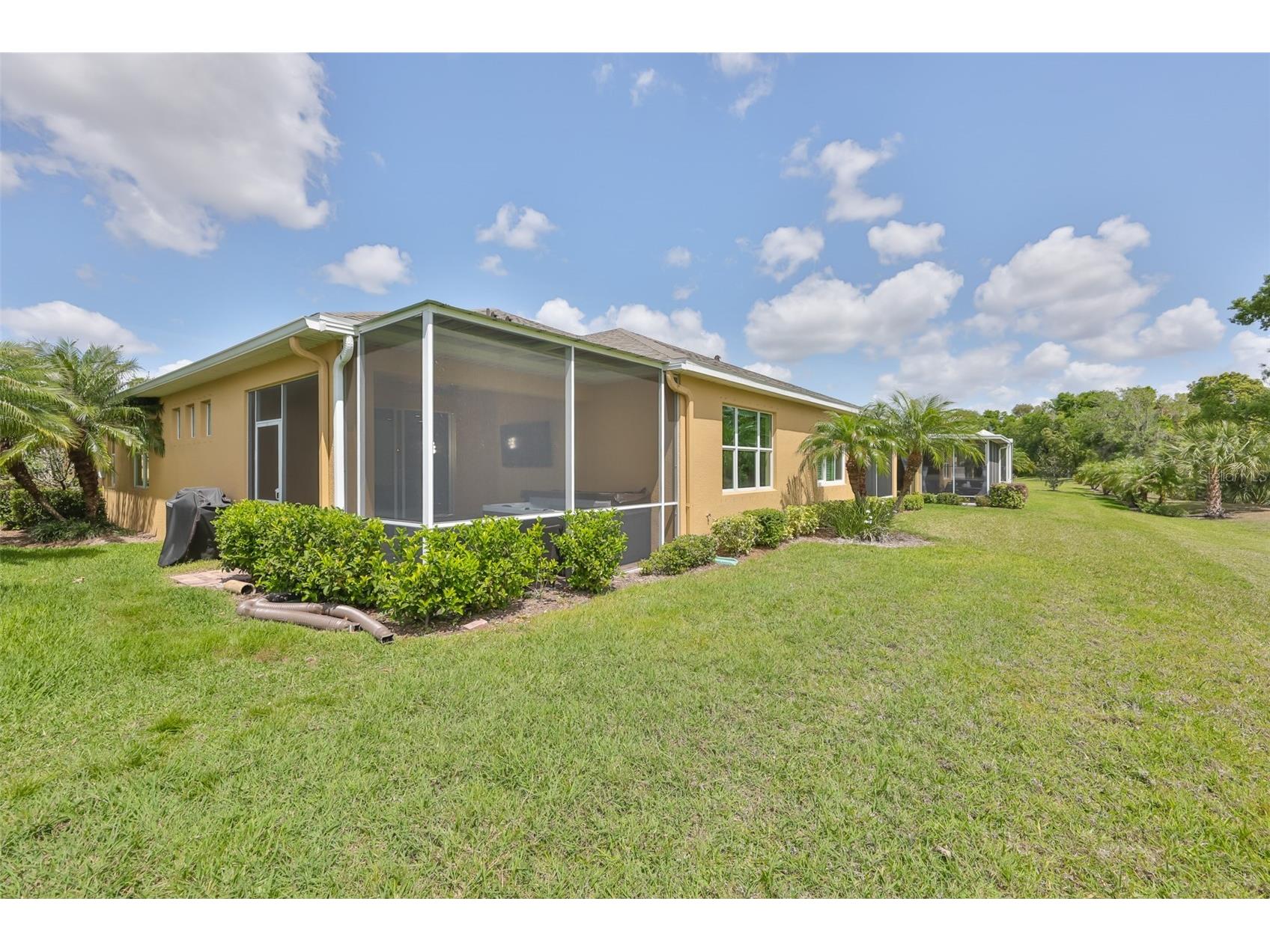 682 Chipper Drive Sun City Center FL 33573 TB8492694 image45