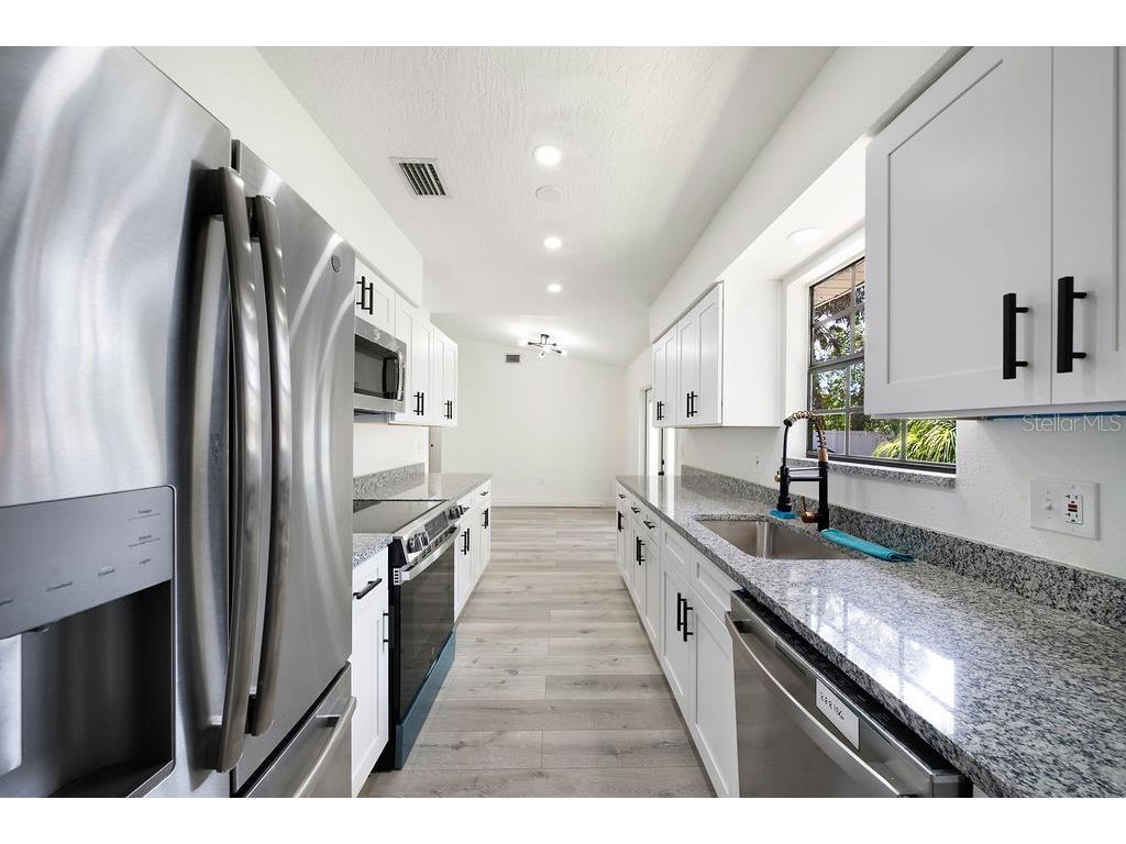 682 De Groodt Road SW Palm Bay FL 32908 O6297308 image7