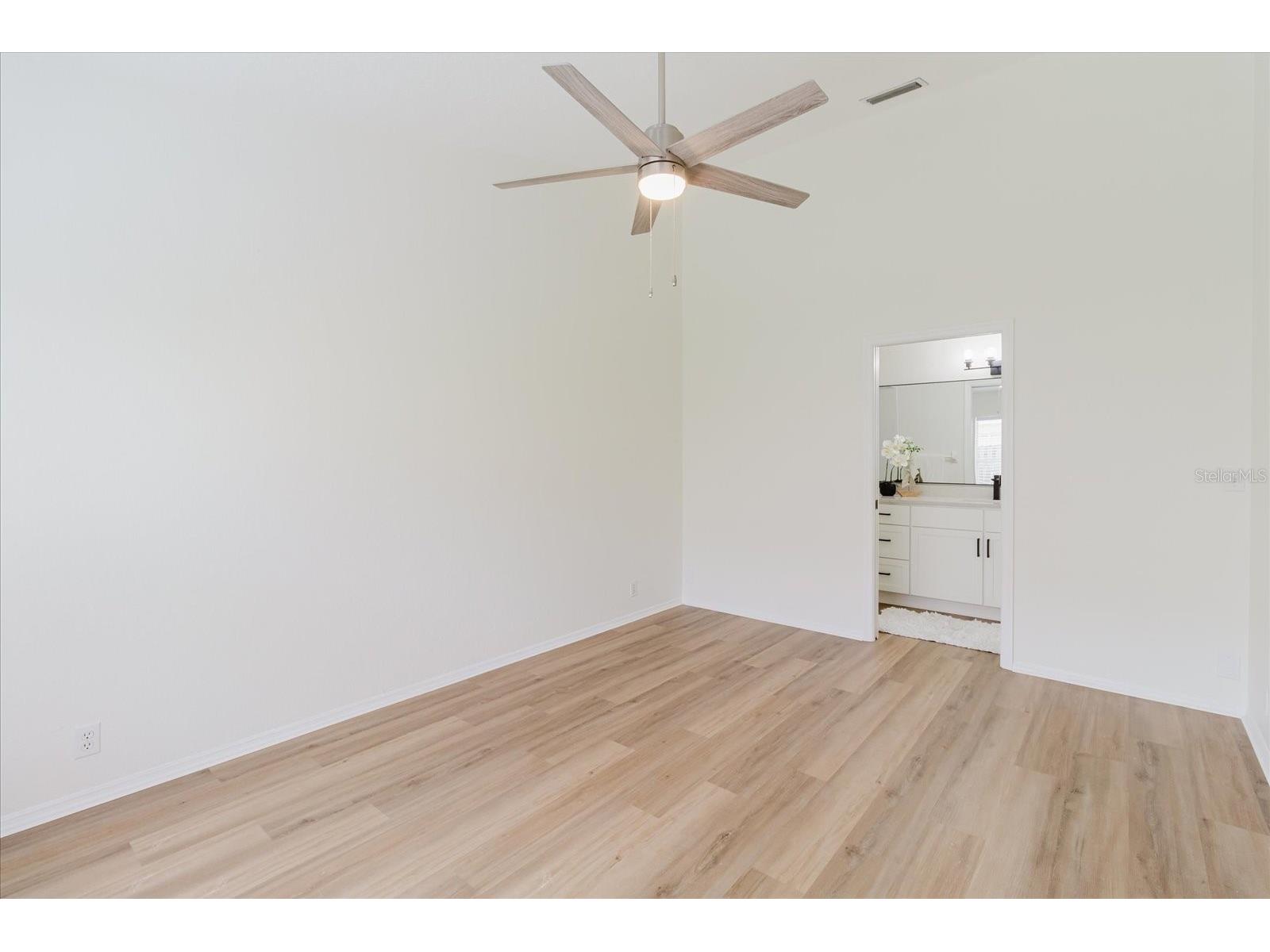 682 Green Valley Road #C3 Palm Harbor FL 34683 TB8504858 image21