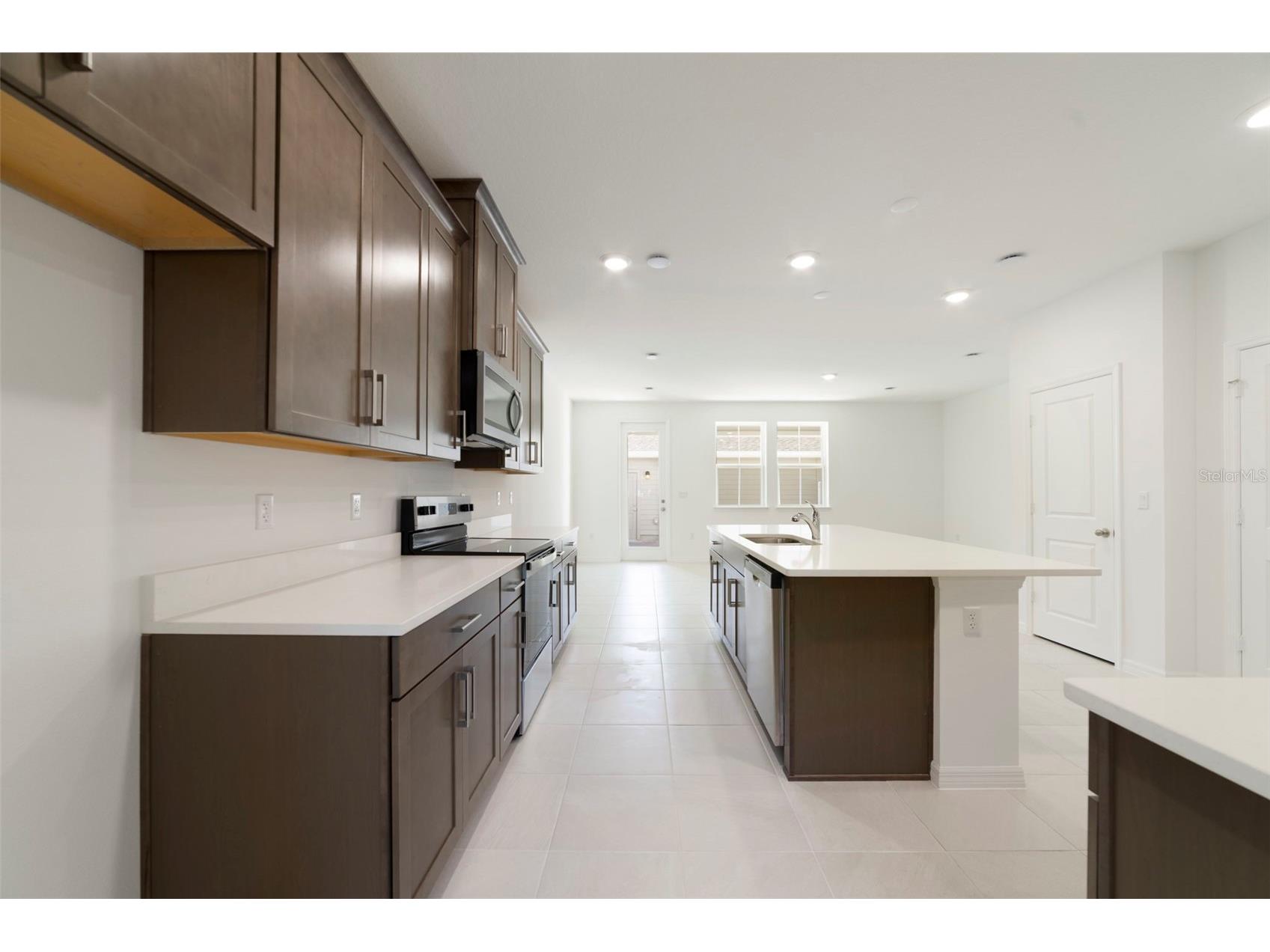 682 Lola Lane Oviedo FL 32765 O6367926 image4