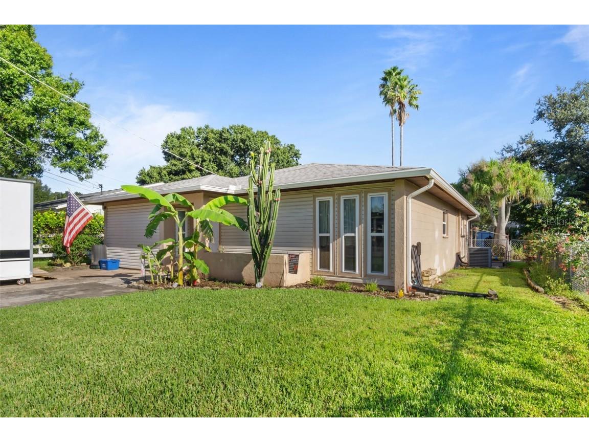 682 Wakulla Drive SE Winter Haven FL 33884 P4927368 image1