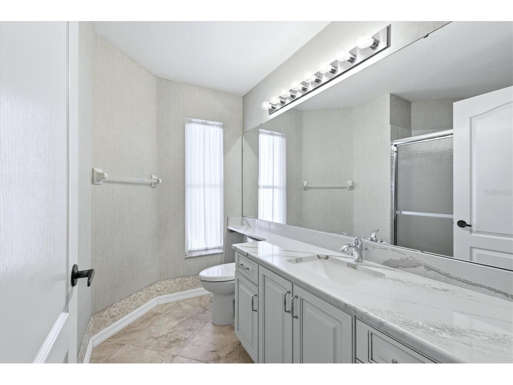 6820 Avenida Marbella Sarasota FL 34238 - POND A4690139 image22