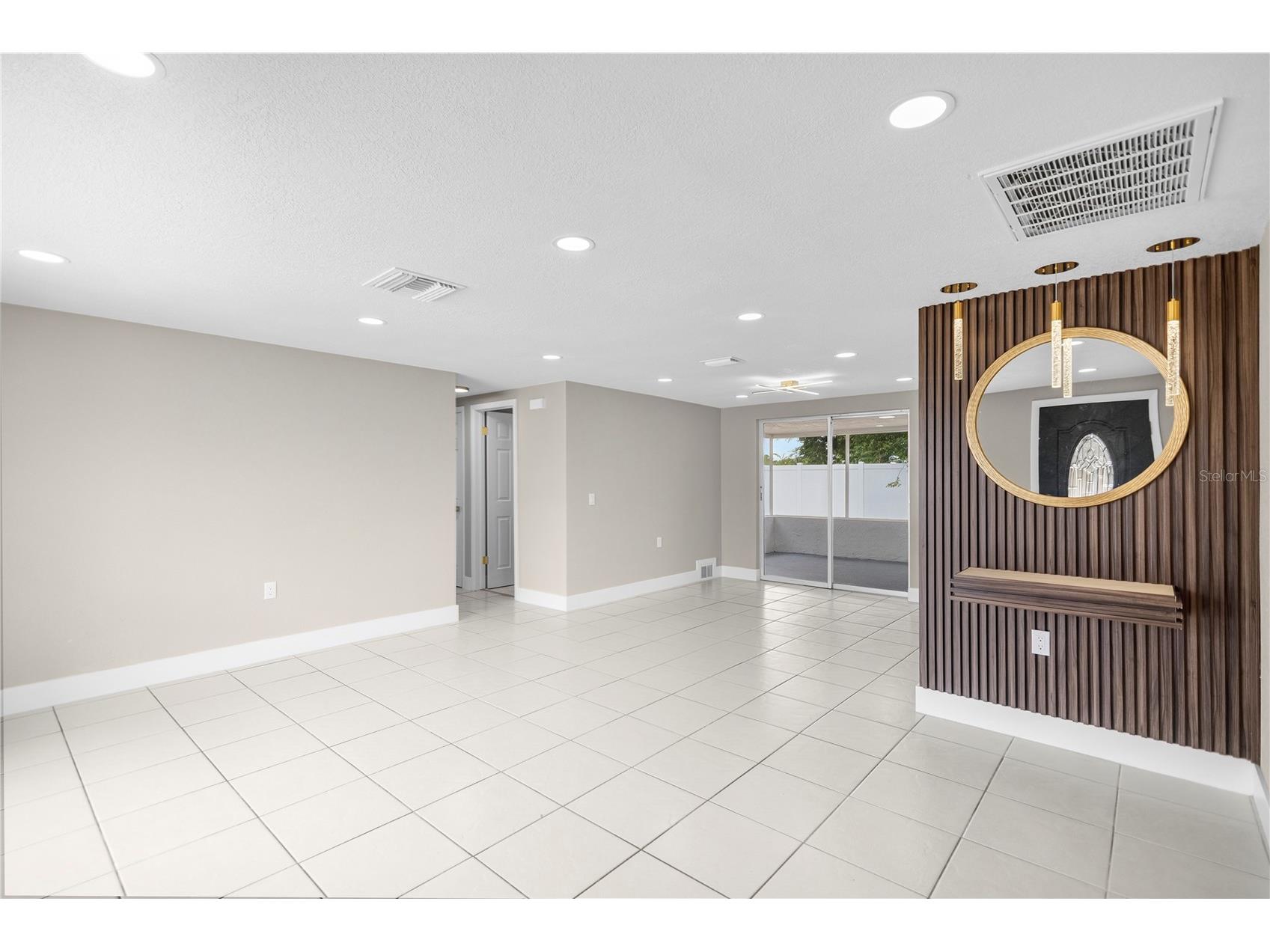 6820 El Camino Paloma Street Port Richey FL 34668 W7887740 image5