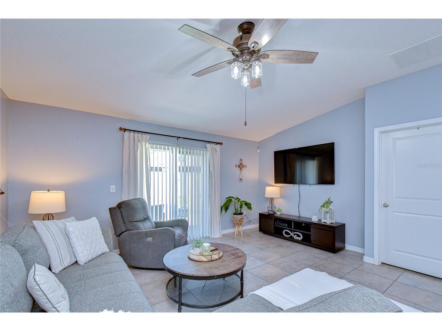 6820 Hazelnut Spice Drive Ruskin FL 33573 TB8511341 image15