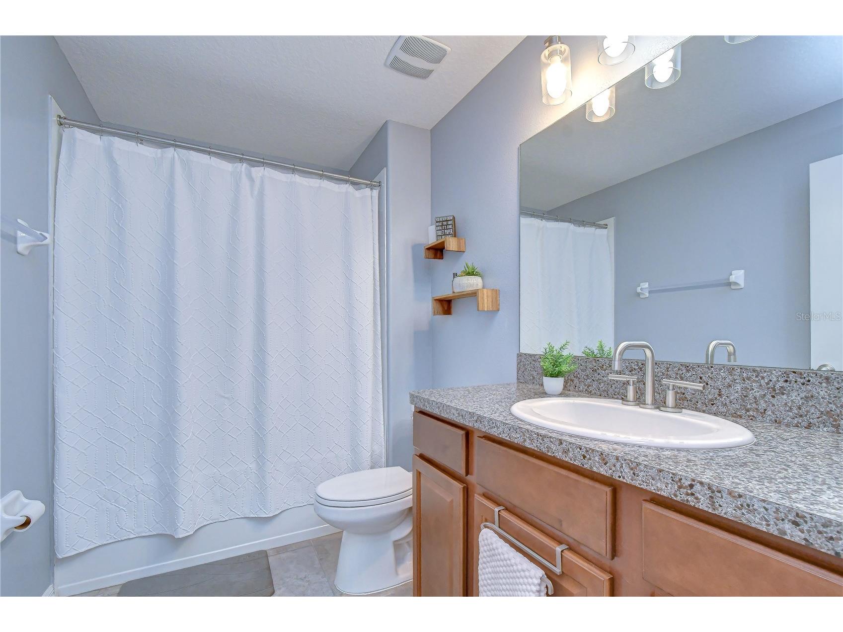 6820 Hazelnut Spice Drive Ruskin FL 33573 TB8511341 image25