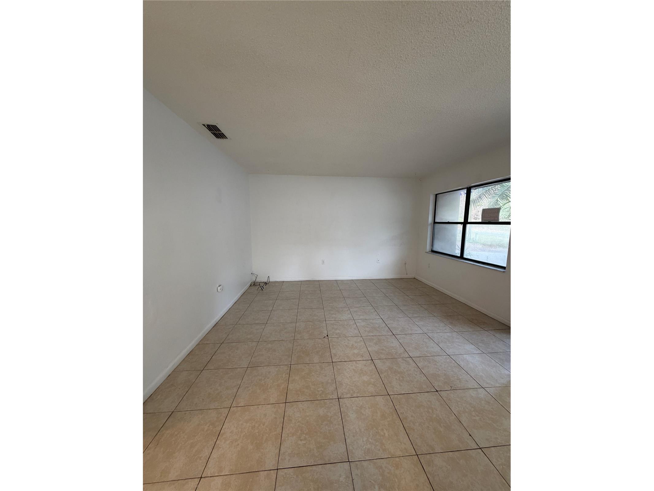 6820 NE 7th Street #B Ocala FL 34470 OM716807 image3