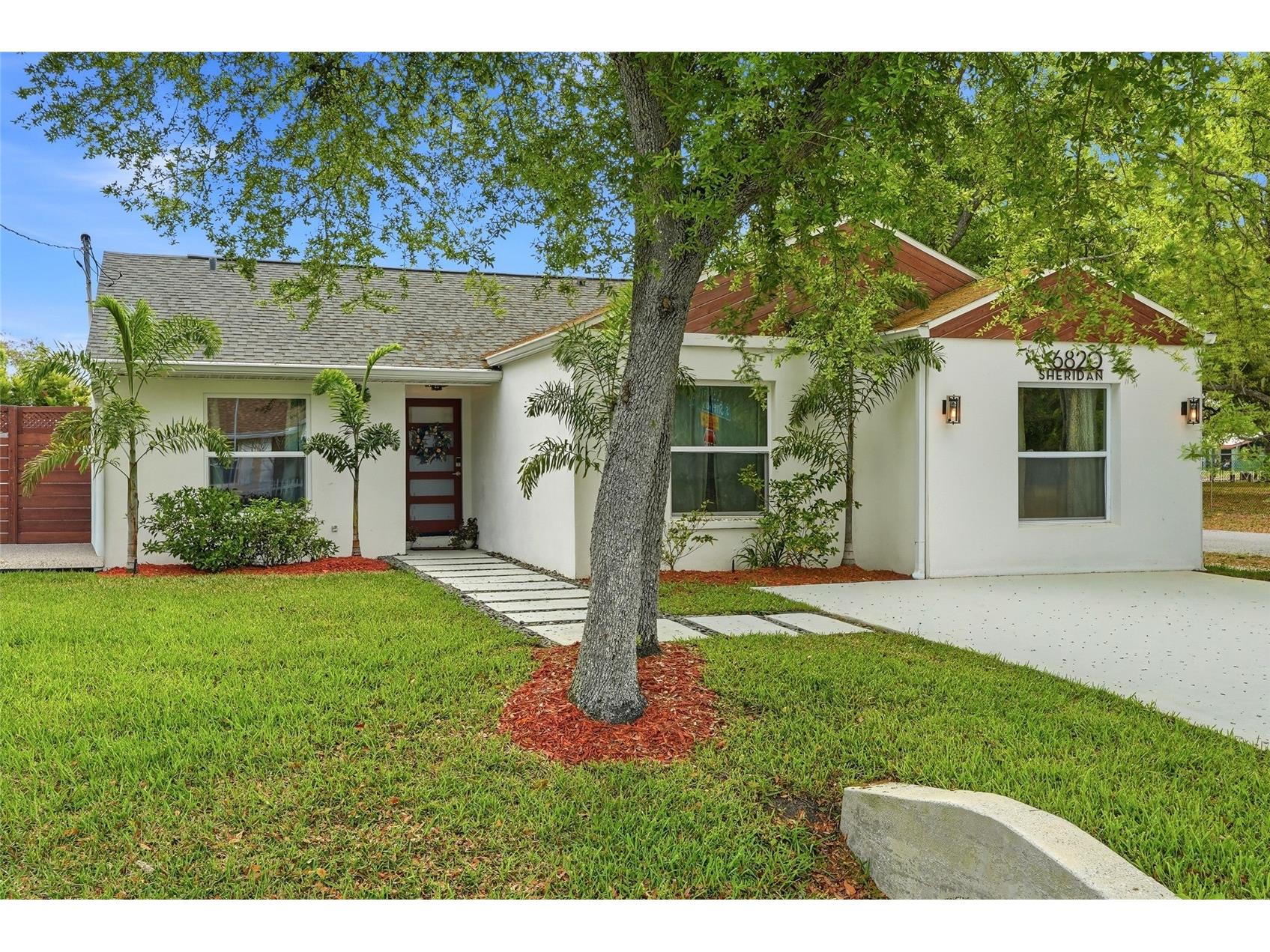 6820 S Sheridan Road Tampa FL 33611 TB8487824 image2