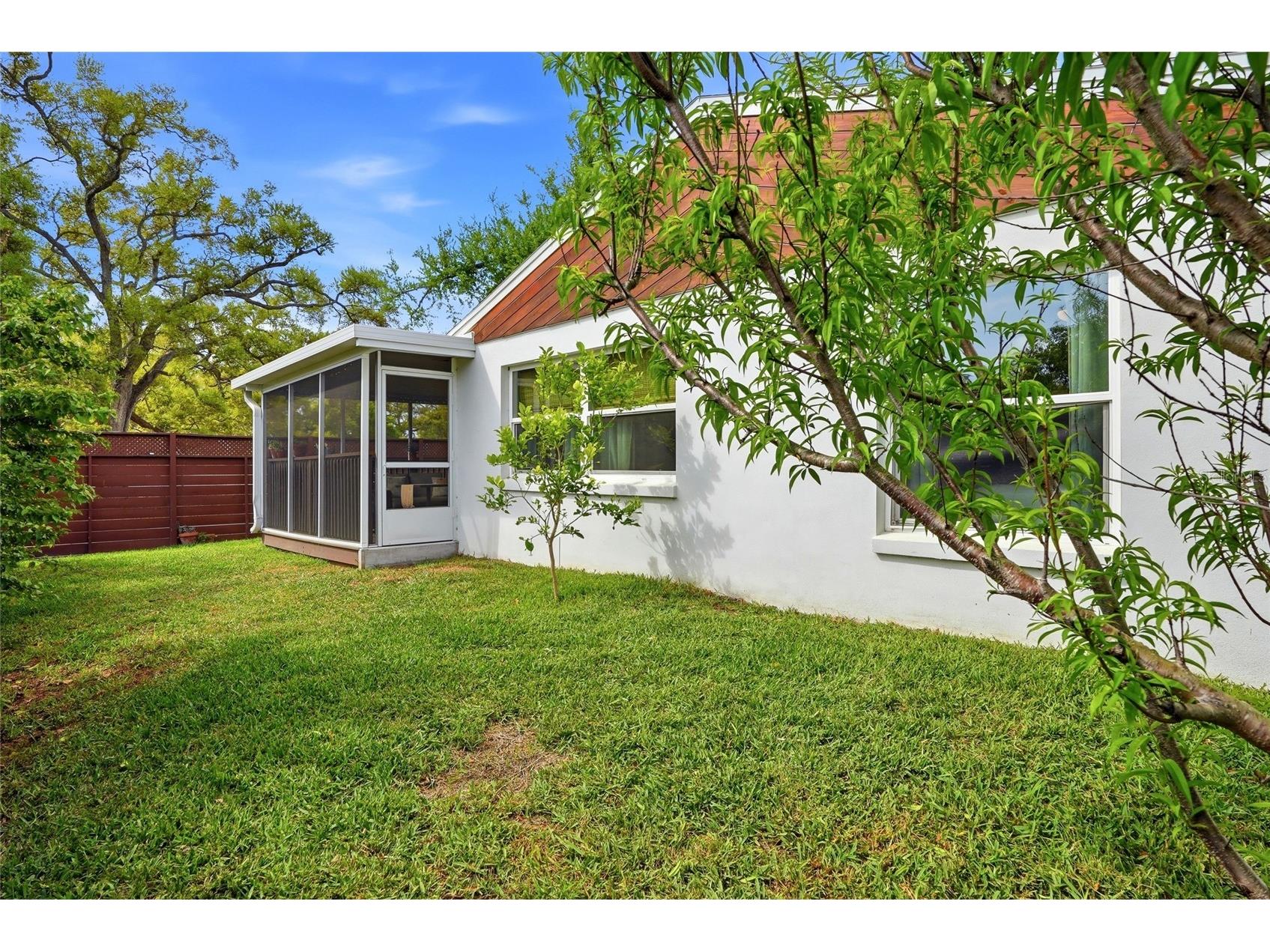 6820 S Sheridan Road Tampa FL 33611 TB8487824 image53