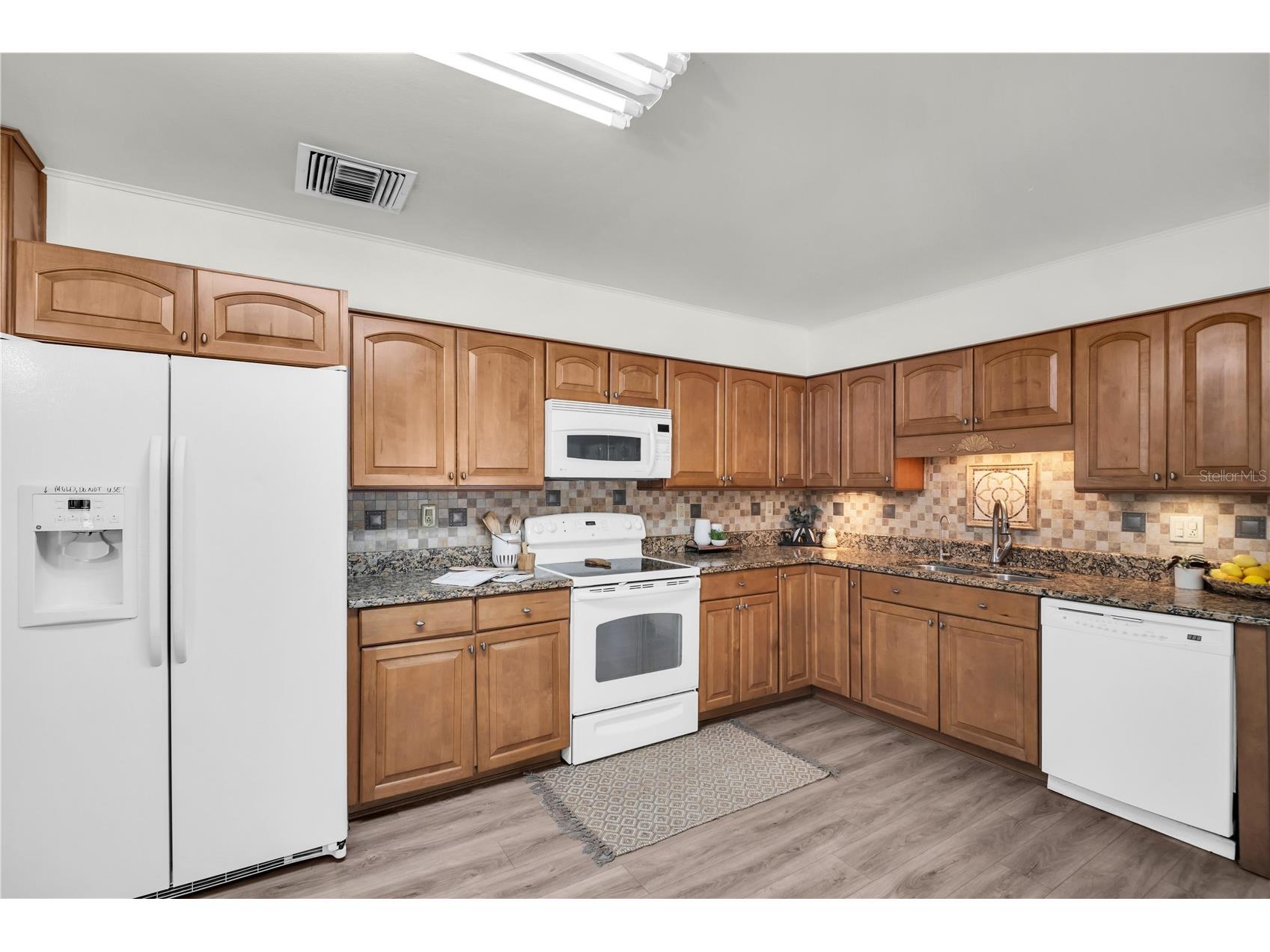 6820 South Shamrock Road Tampa FL 33616 TB8506645 image33