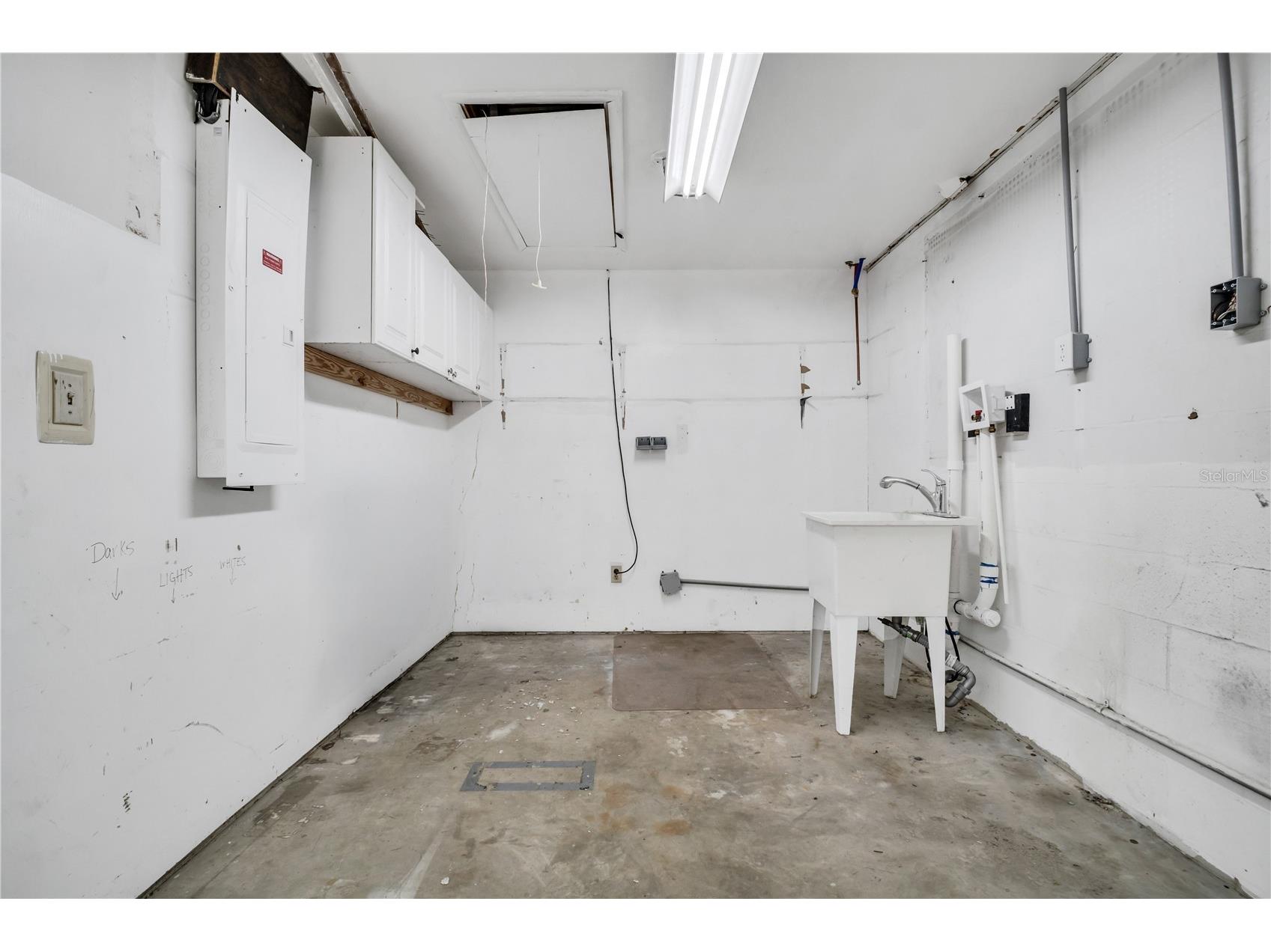 6820 South Shamrock Road Tampa FL 33616 TB8506645 image44