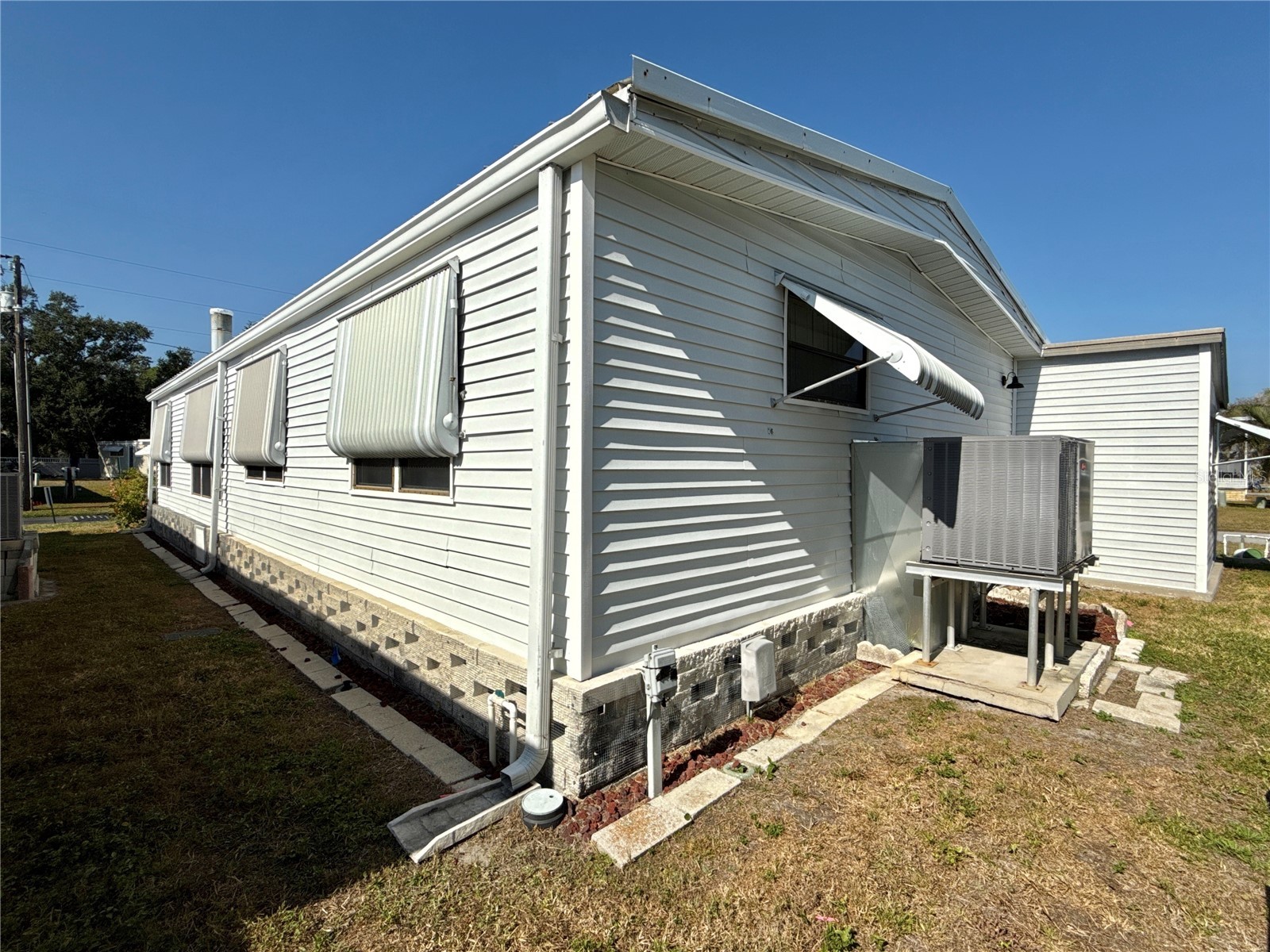 6821 Americana Drive NE #106 Saint Petersburg FL 33702 - TAMPA BAY TB8449805 image2