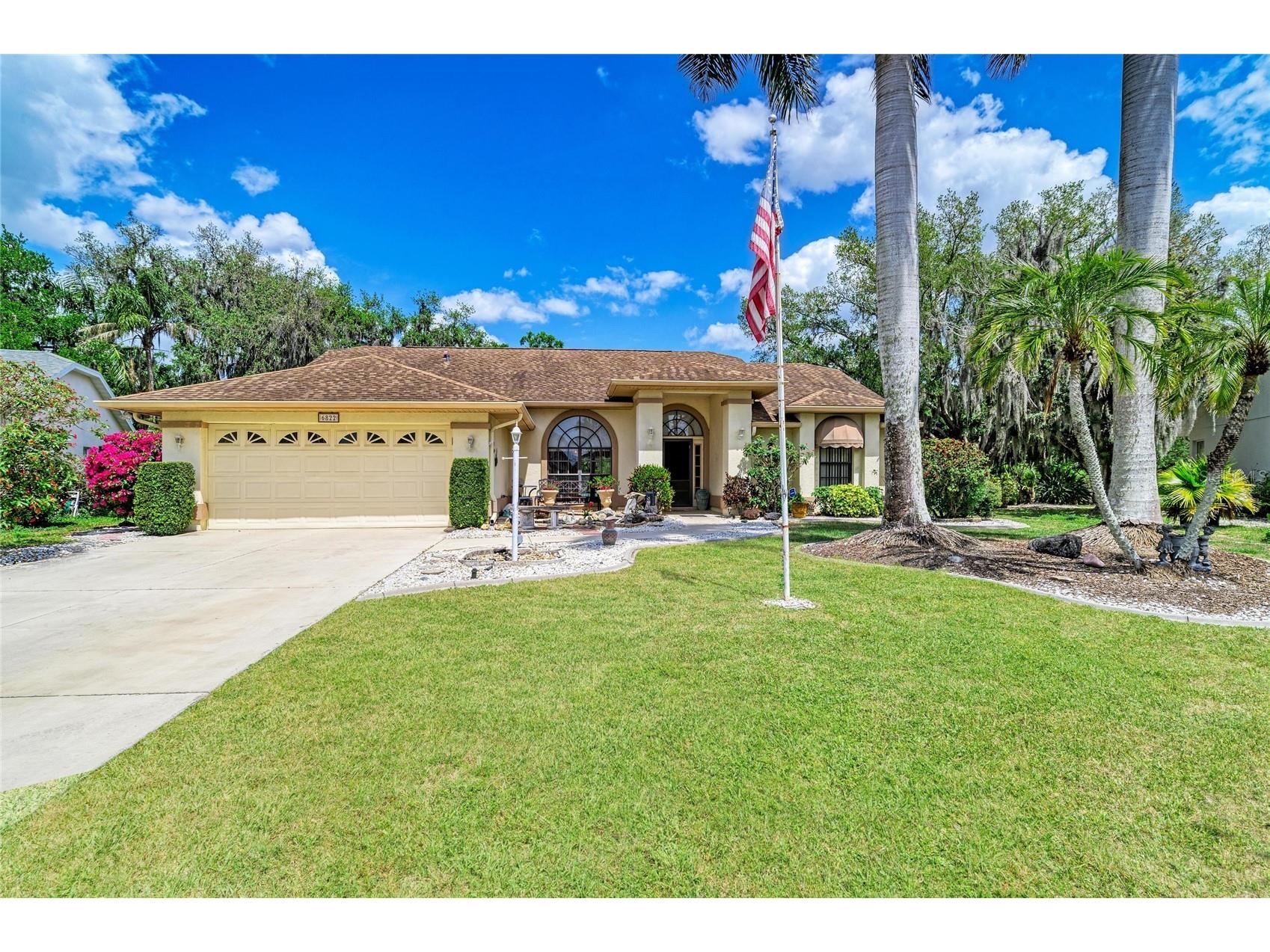 6822 67th Street Circle E Palmetto FL 34221 A4688631 image1