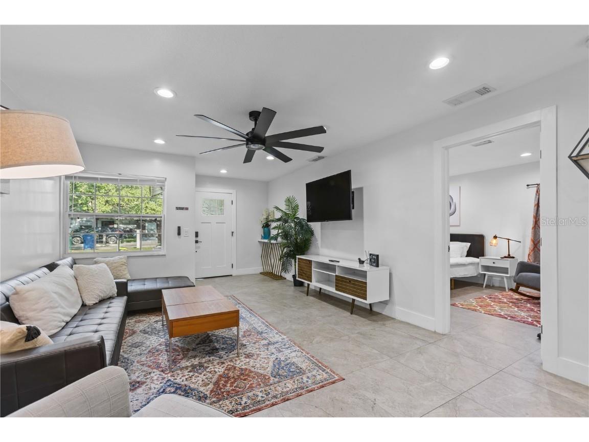 6822 S Wall Street Tampa FL 33616 TB8417003 image21