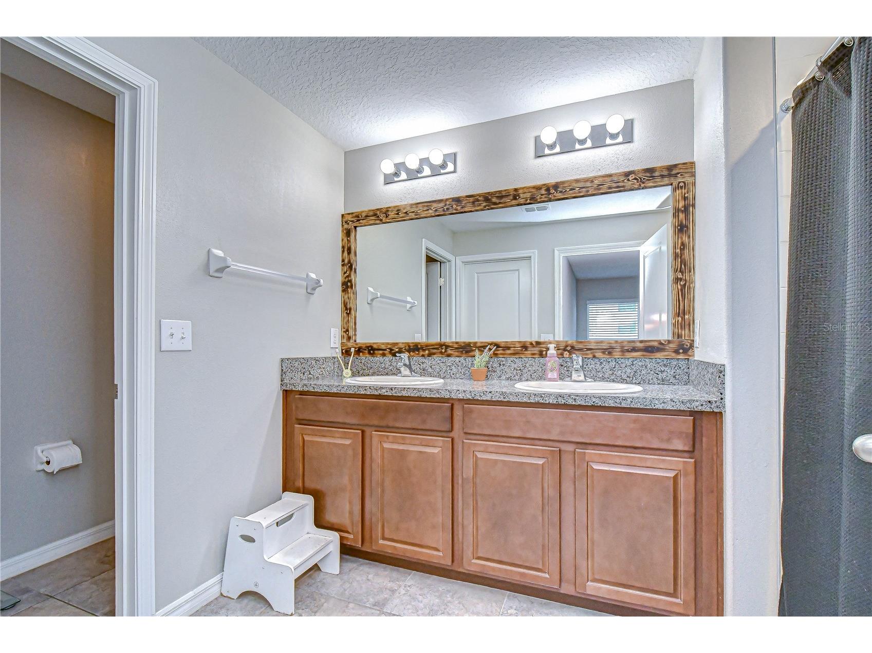 6823 Hazelnut Spice Drive Sun City Center FL 33573 TB8497152 image20