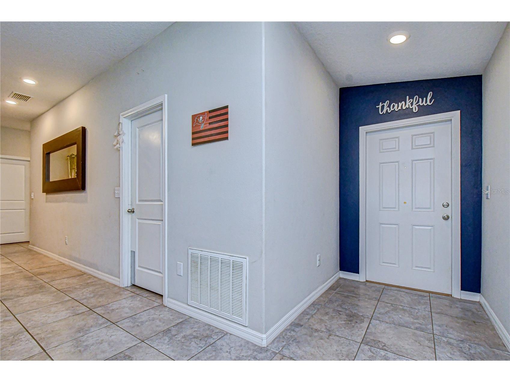 6823 Hazelnut Spice Drive Sun City Center FL 33573 TB8497152 image3