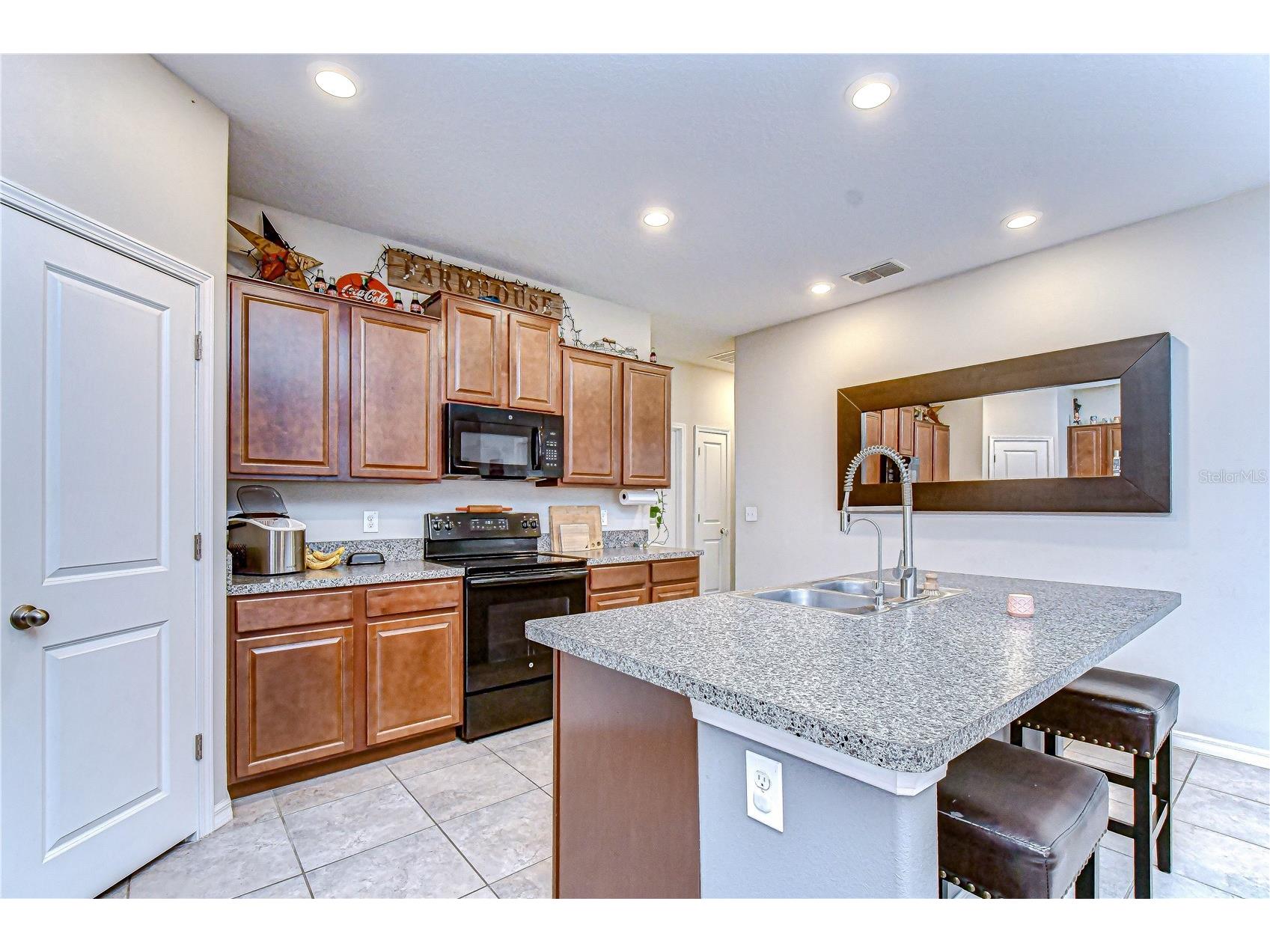 6823 Hazelnut Spice Drive Sun City Center FL 33573 TB8497152 image7