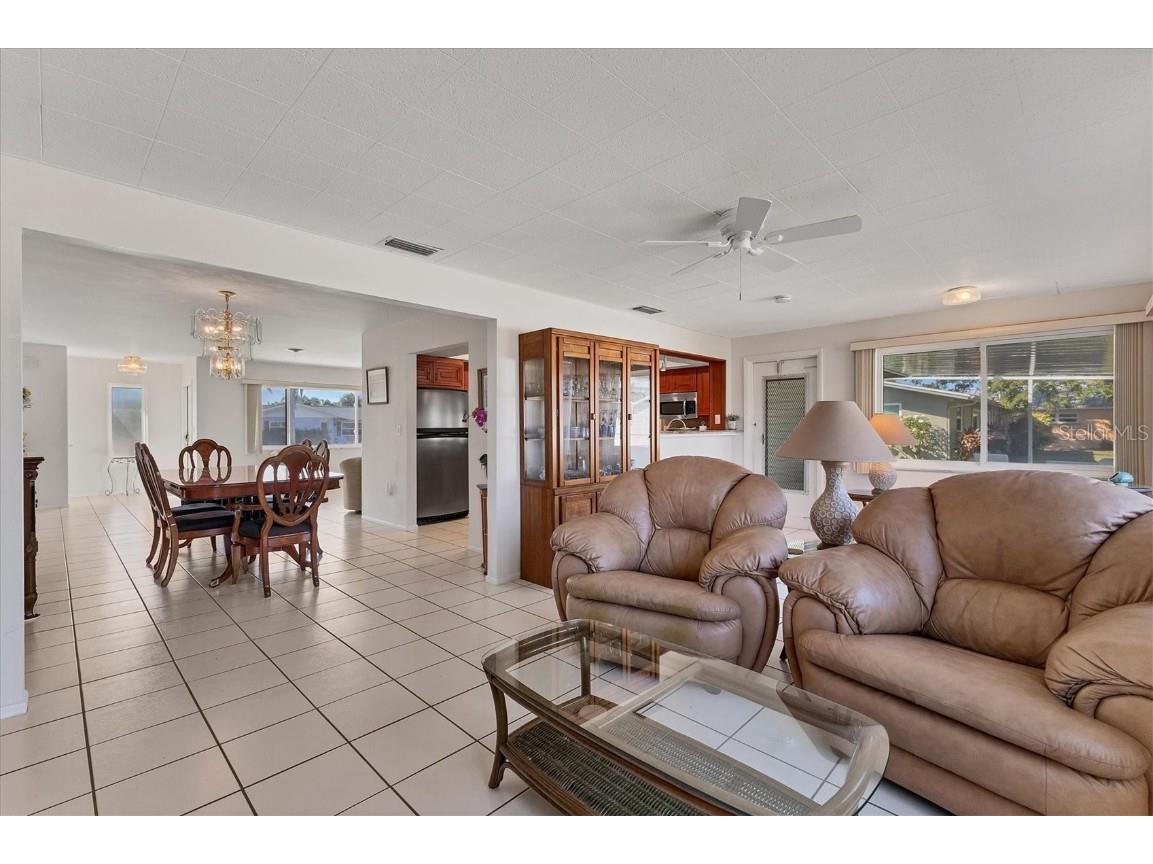 6824 Roxbury Drive Sarasota FL 34231 A4669517 image13