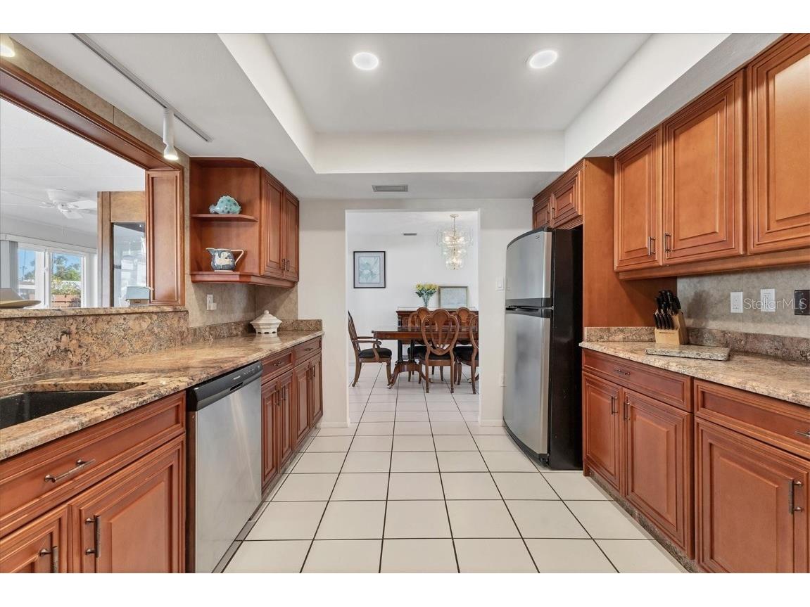 6824 Roxbury Drive Sarasota FL 34231 A4669517 image8