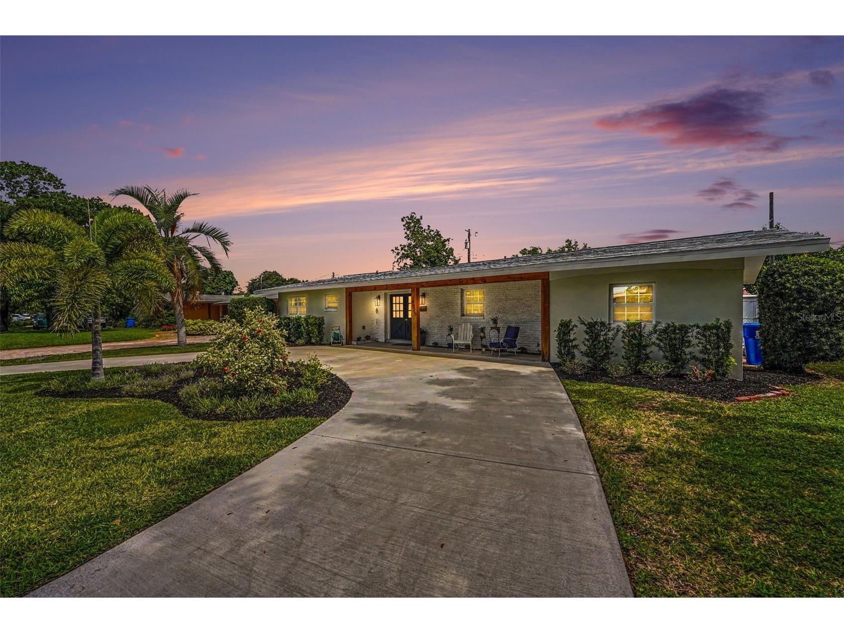6825 11th Avenue N Saint Petersburg FL 33710 TB8517519 image1