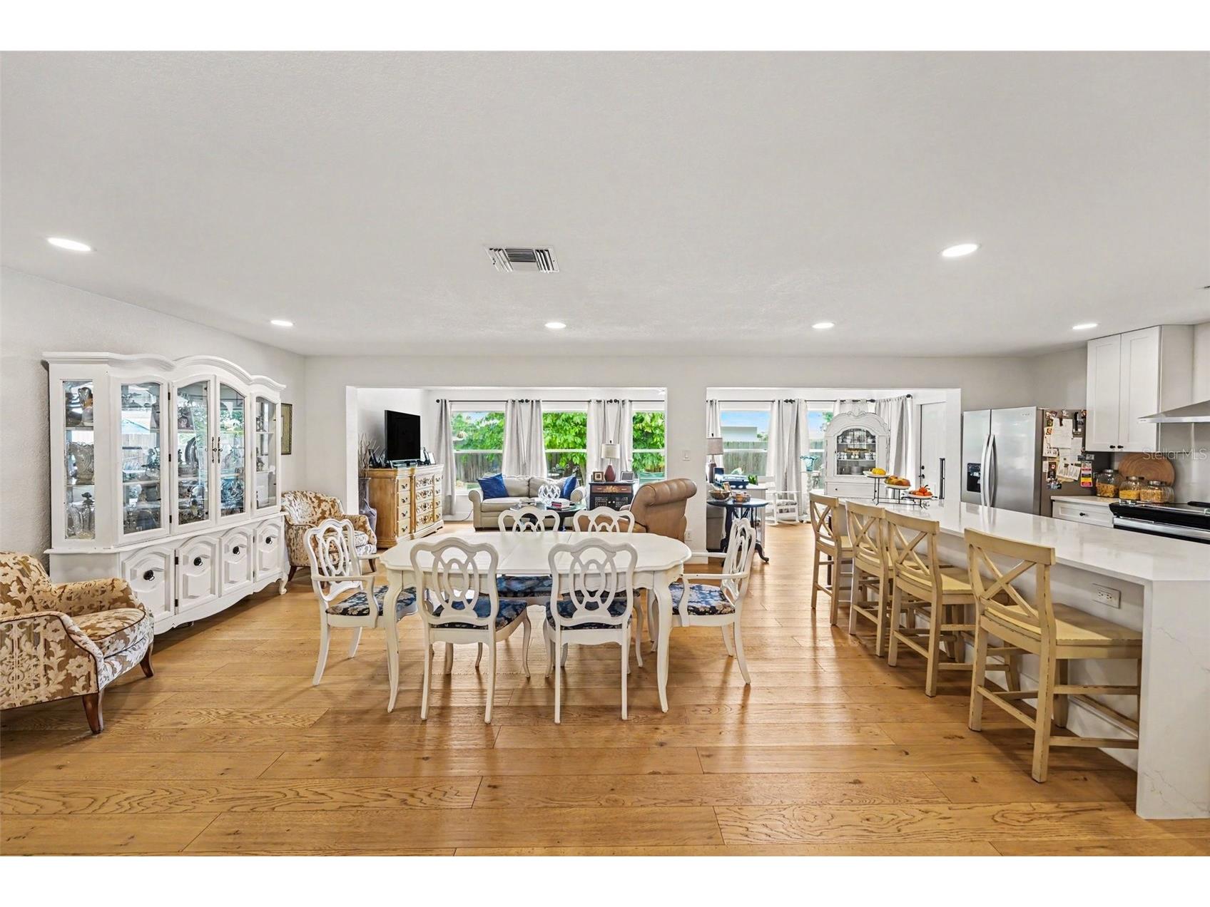 6825 11th Avenue N Saint Petersburg FL 33710 TB8517519 image11