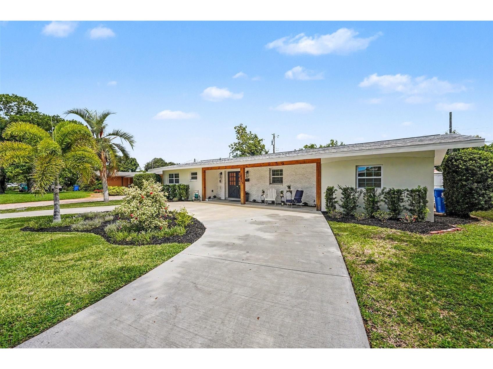 6825 11th Avenue N Saint Petersburg FL 33710 TB8517519 image2