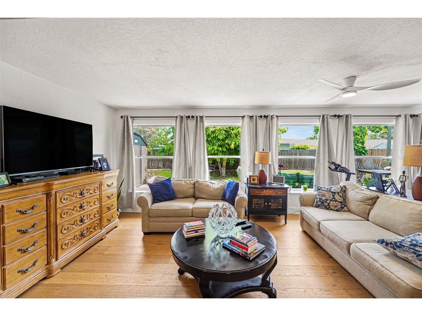 6825 11th Avenue N Saint Petersburg FL 33710 TB8517519 image6