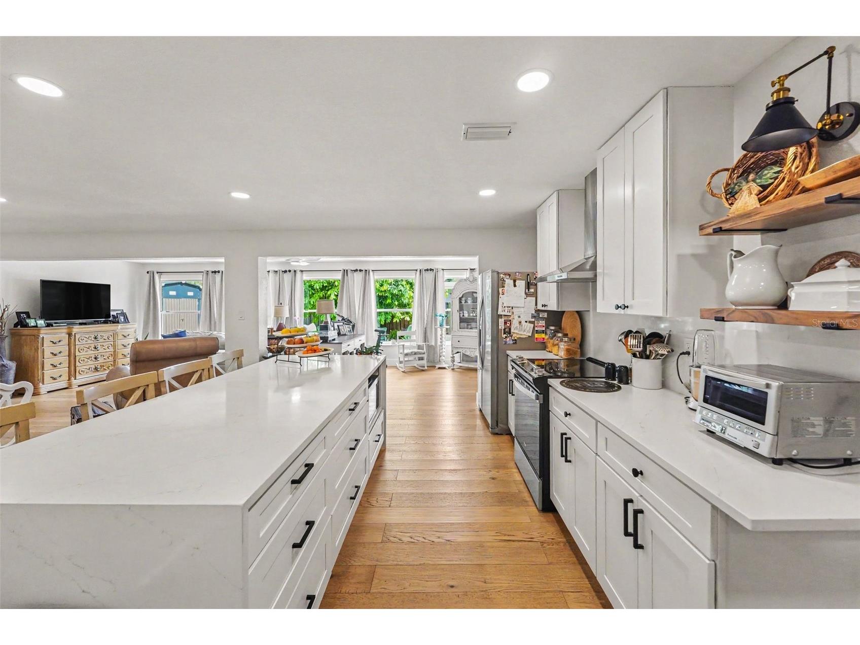 6825 11th Avenue N Saint Petersburg FL 33710 TB8517519 image8