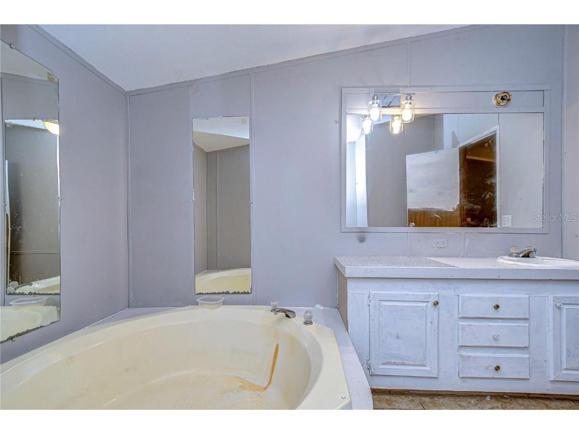 6825 23rd Street Zephyrhills FL 33542 TB8310150 image16