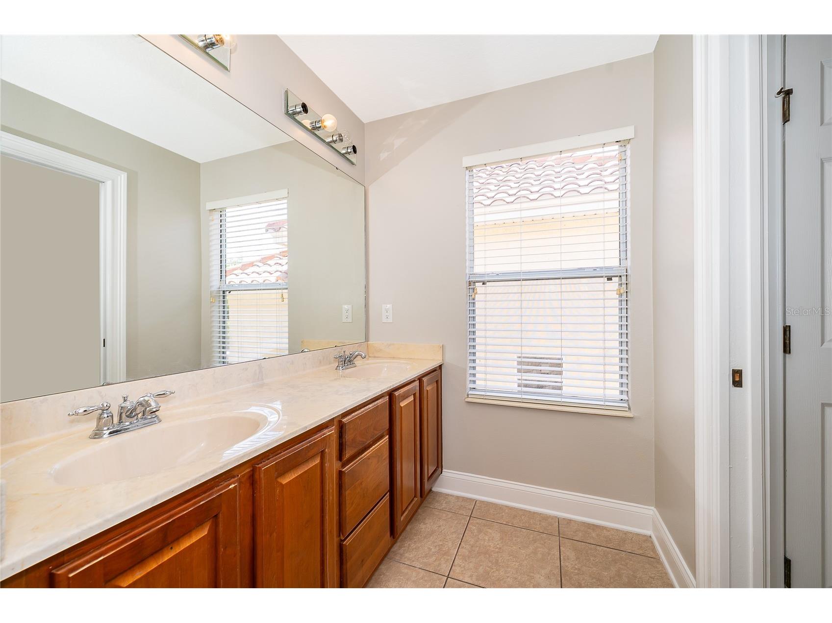 6825 Dolce Street Orlando FL 32819 O6401523 image36