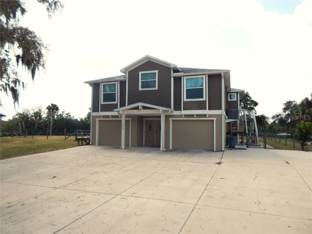 6825 Manor Beach Road New Port Richey FL 34652 - OYSTER CREEK W7858571 image1
