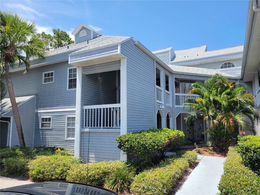 6825 Stones Throw Cir N #1202 Saint Petersburg FL 33710 U8204043 image1