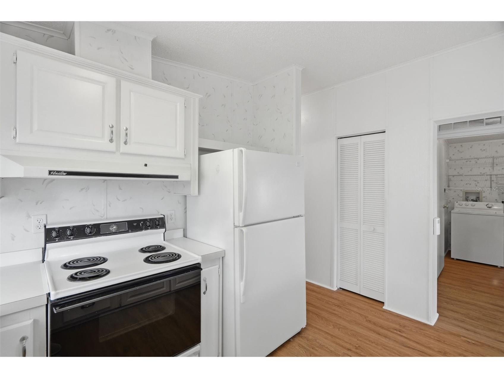 6826 Mount Orange Drive NE #383 Saint Petersburg FL 33702 - TAMPA BAY TB8520165 image13