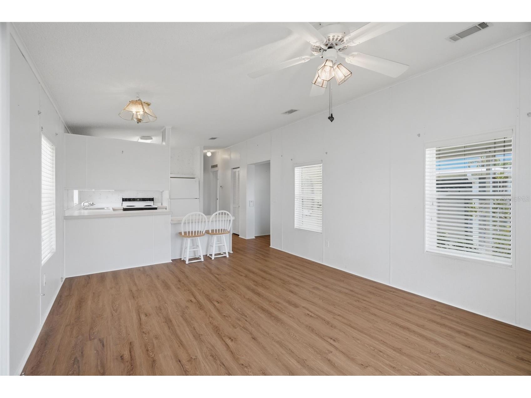 6826 Mount Orange Drive NE #383 Saint Petersburg FL 33702 - TAMPA BAY TB8520165 image4