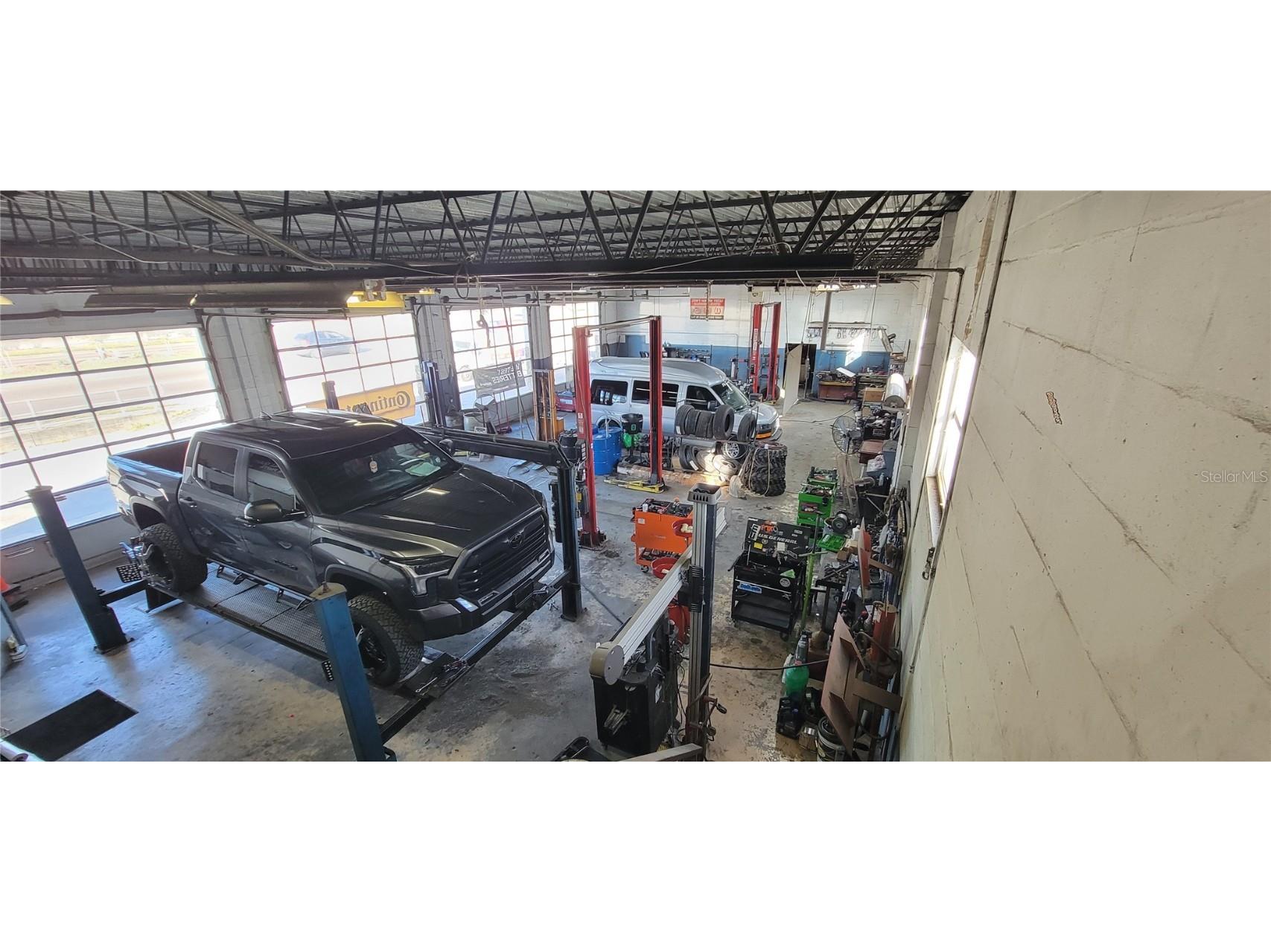 6826 Ridge Road Port Richey FL 34668 W7865122 image5