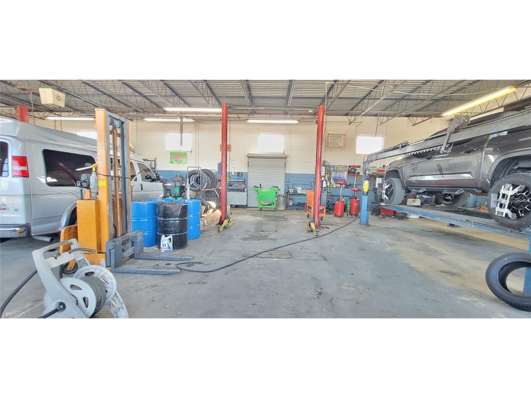 6826 Ridge Road Port Richey FL 34668 W7865122 image6