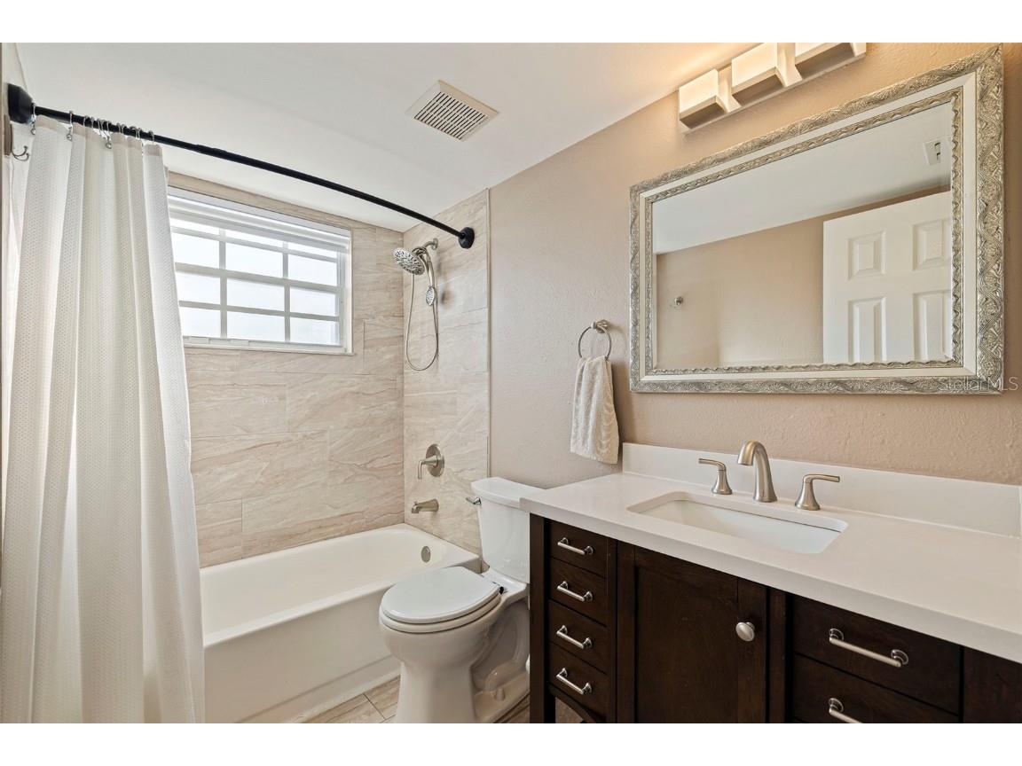 6826 Stones Throw Circle N #11201 Saint Petersburg FL 33710 TB8451992 image21