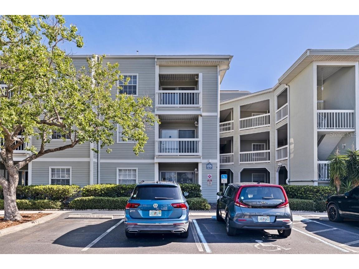 6826 Stones Throw Circle N #11308 Saint Petersburg FL 33710 TB8399463 image1